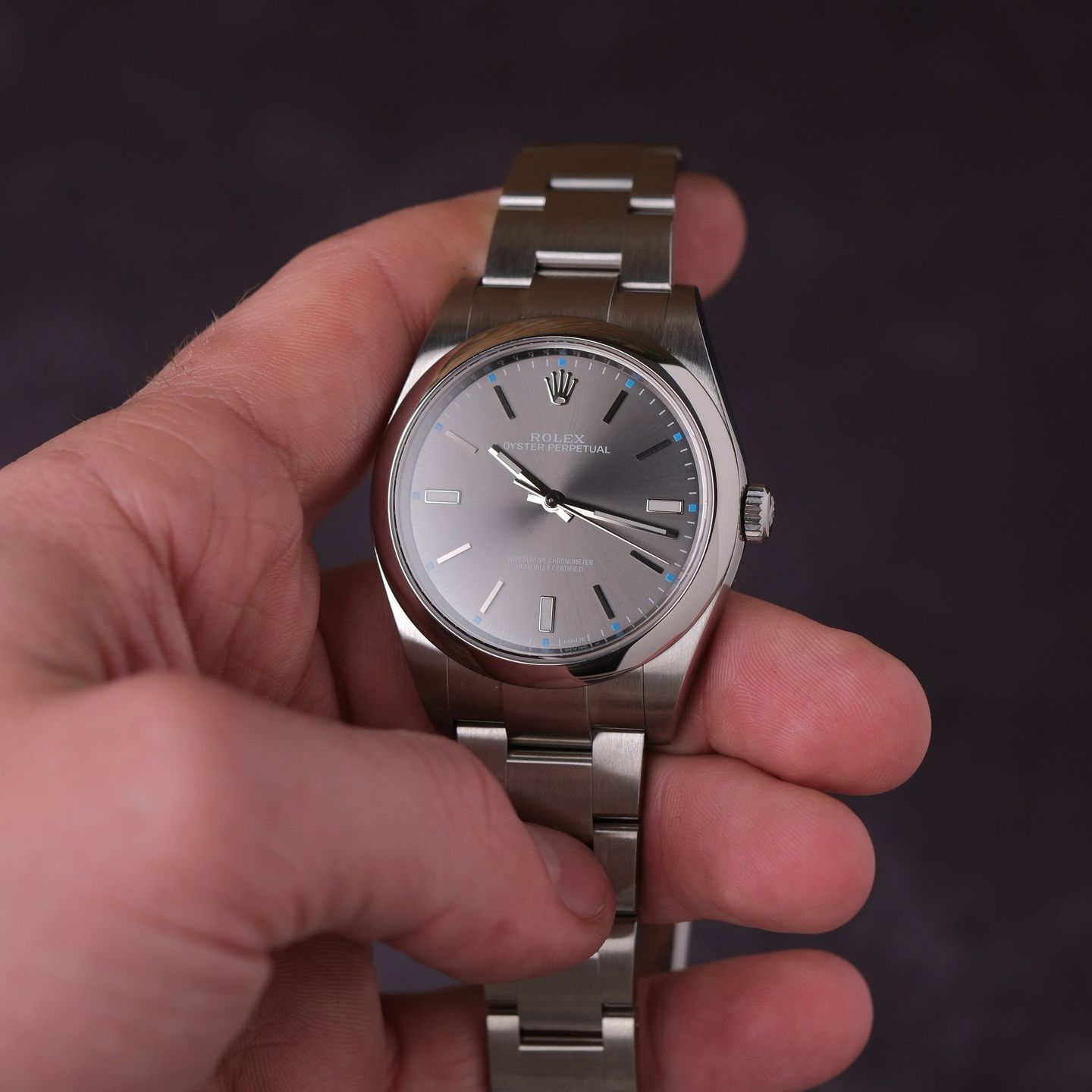 Rolex Oyster Perpetual 39 114300 (Unknown (random serial)) - Grey dial 39 mm Steel case (3/8)