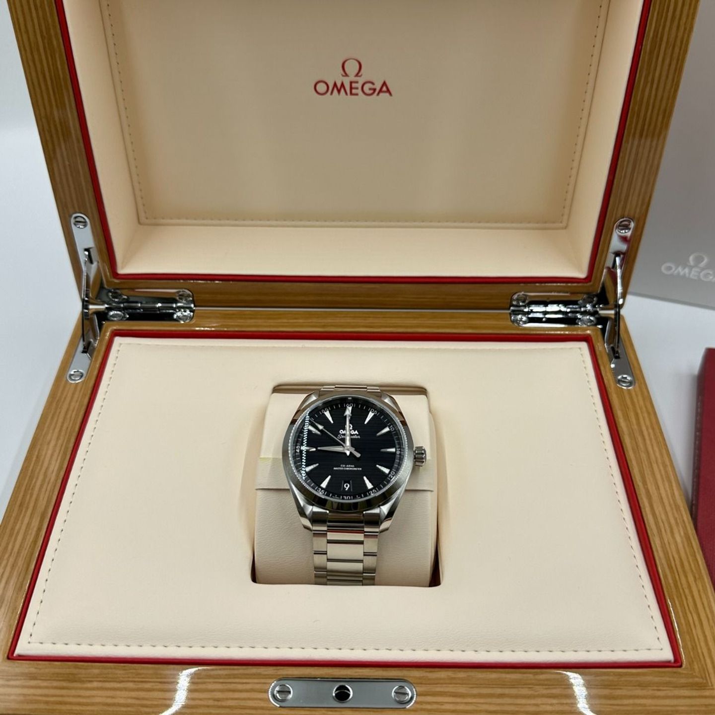 Omega Seamaster Aqua Terra 220.10.41.21.01.001 - (3/8)