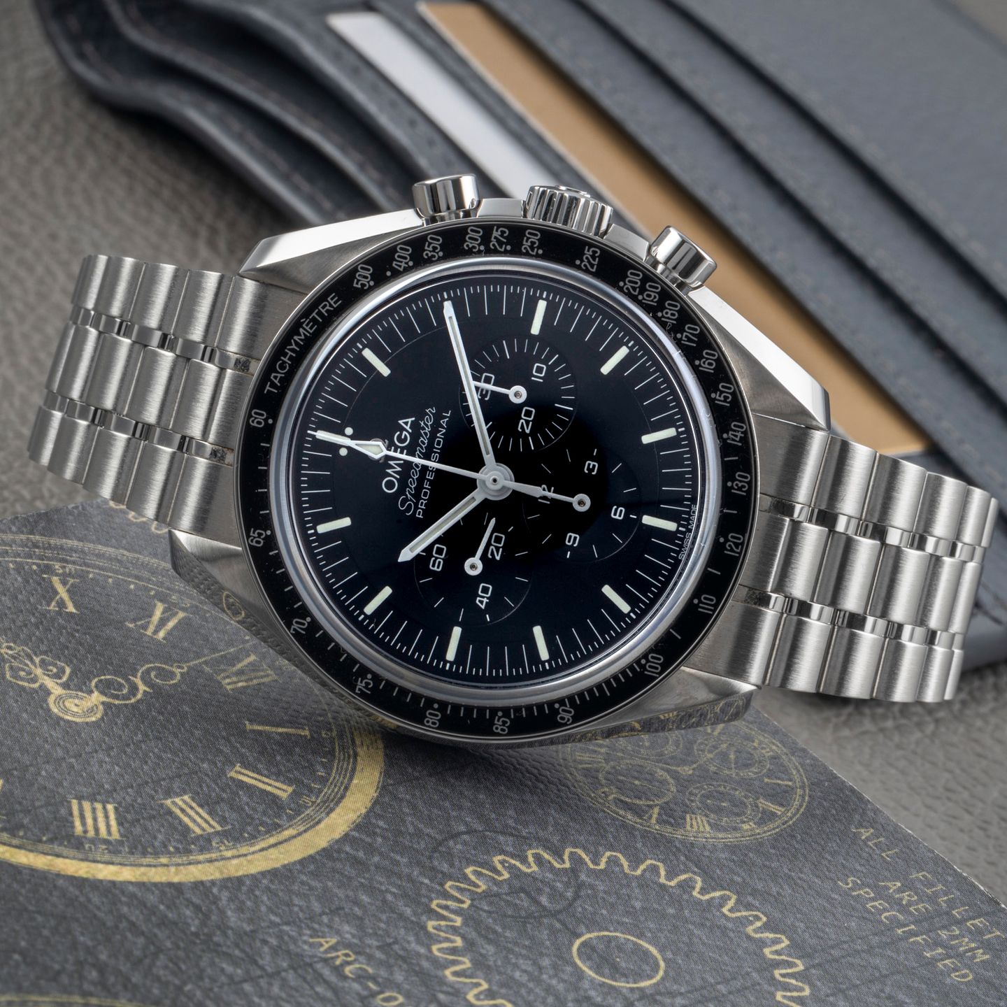 Omega Speedmaster Professional Moonwatch 310.30.42.50.01.002 (Onbekend (willekeurig serienummer)) - Zwart wijzerplaat 42mm Staal (2/8)