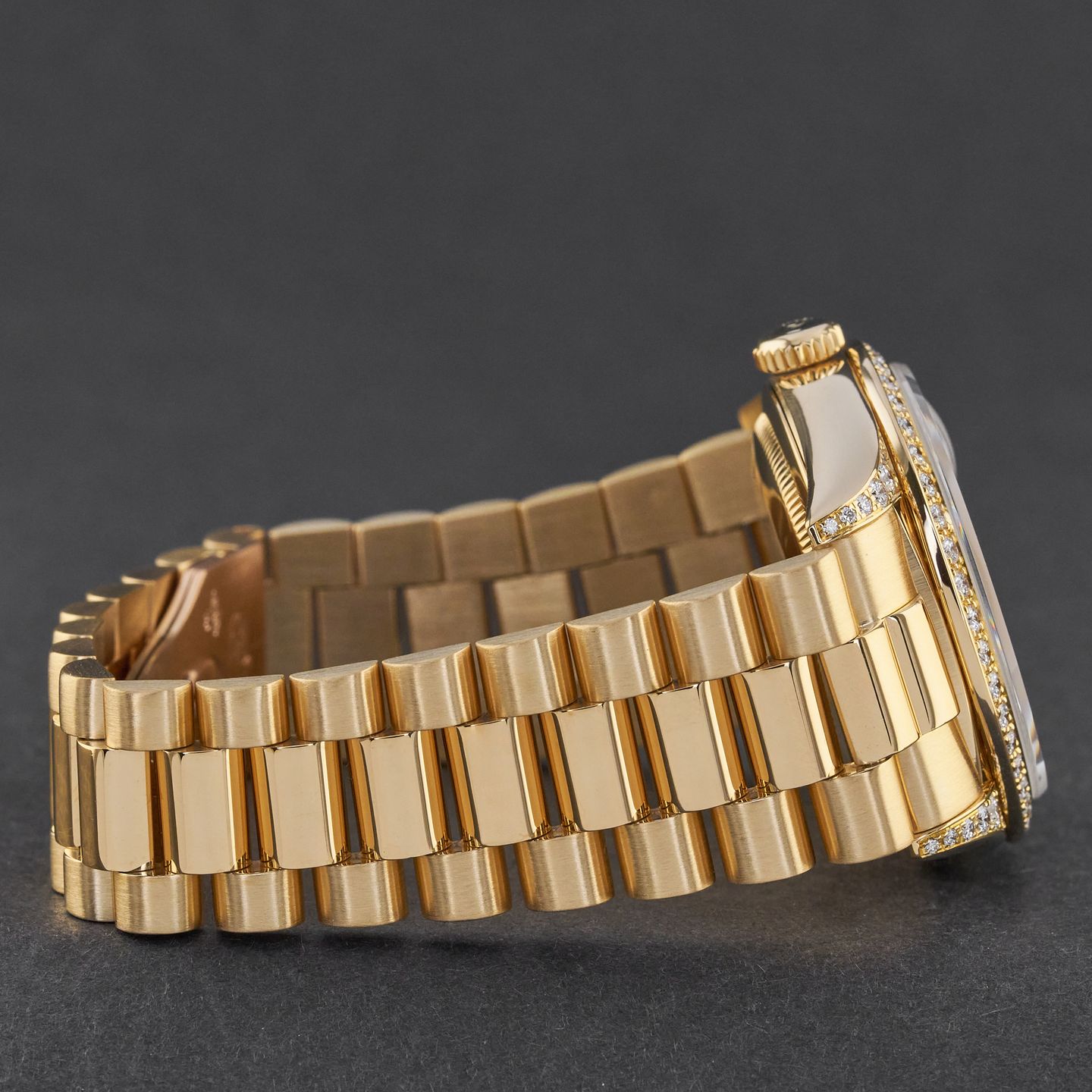 Rolex Day-Date 36 18388 (1990) - Diamond dial 36 mm Yellow Gold case (7/8)