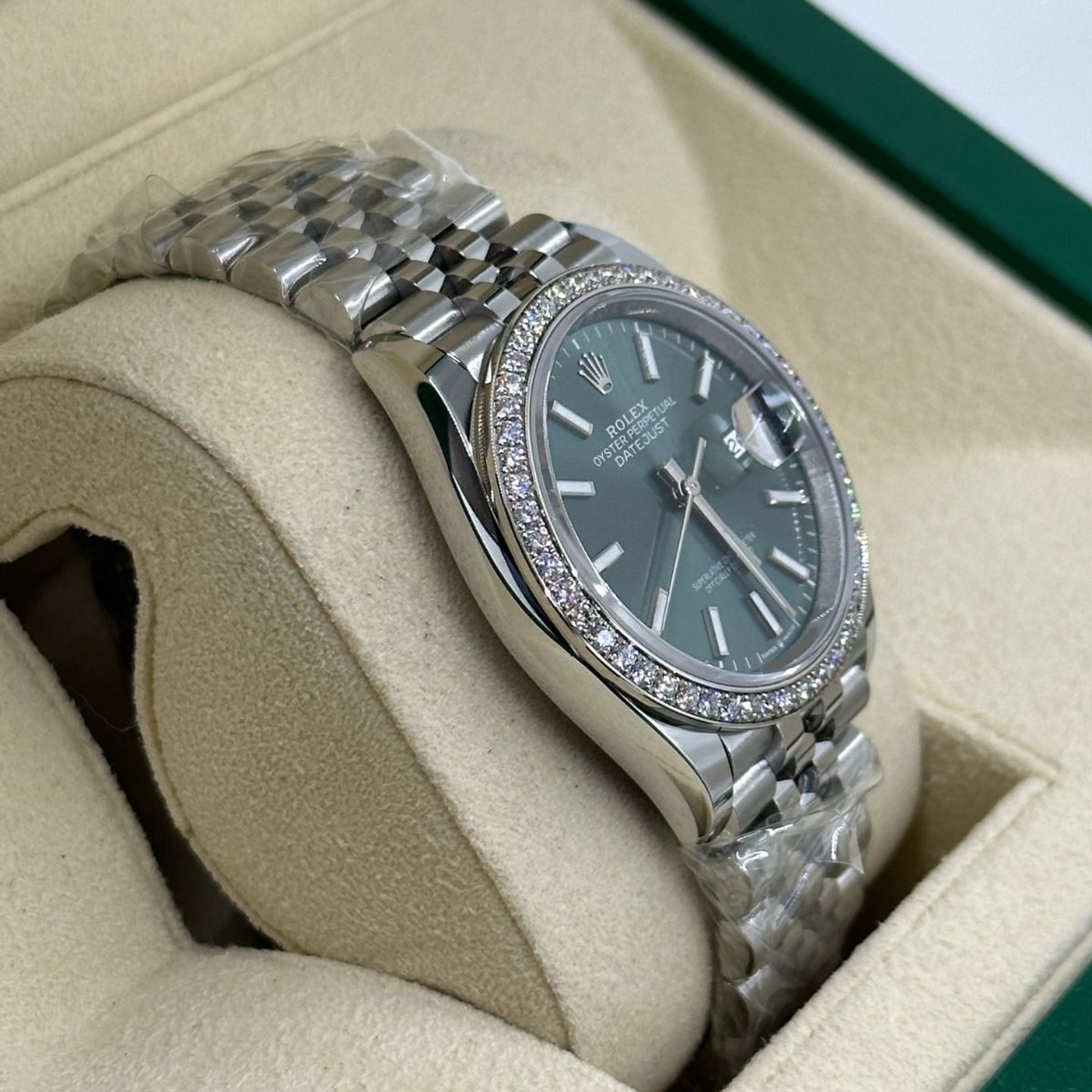 Rolex Datejust 36 126284RBR (2024) - Groen wijzerplaat 36mm Staal (7/8)