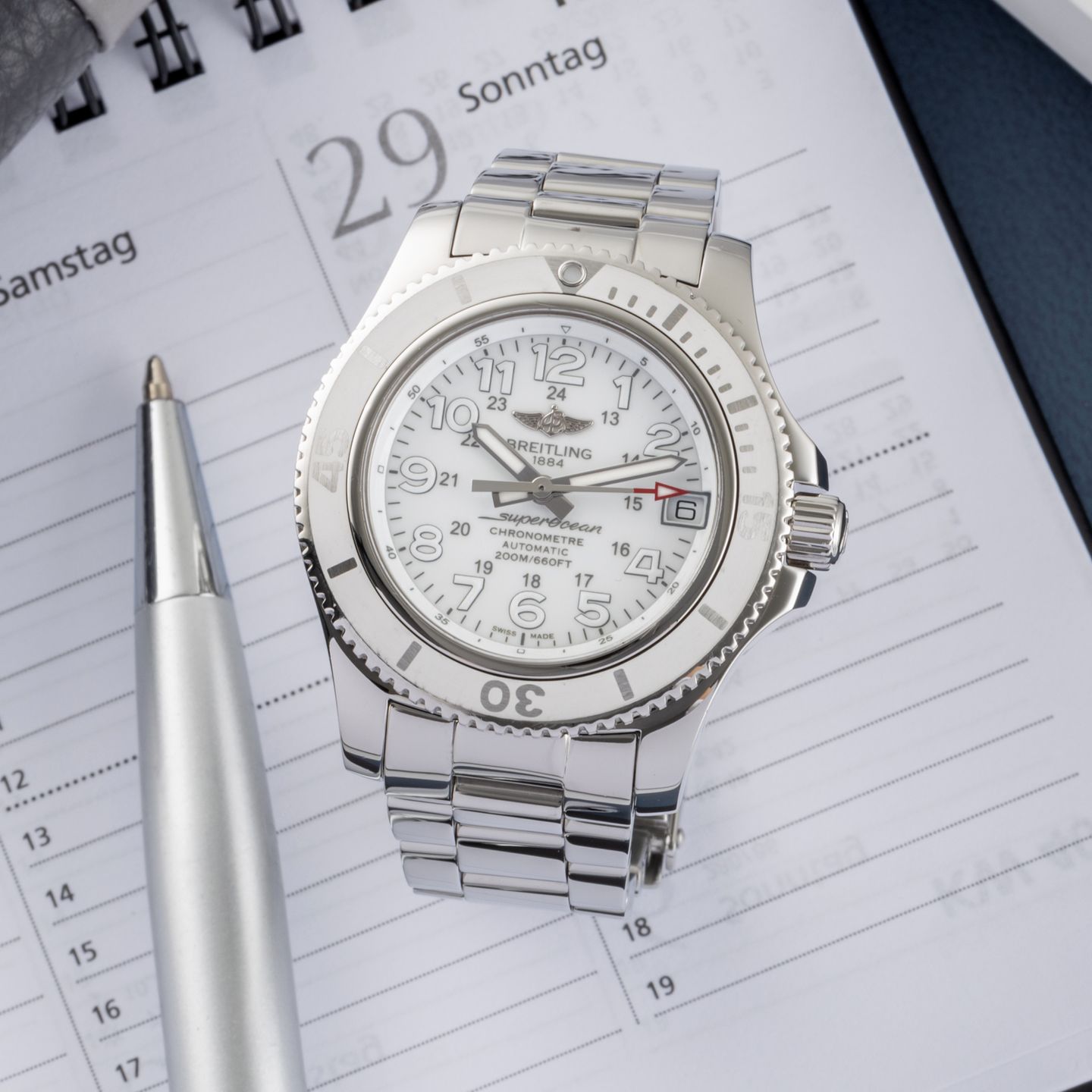 Breitling Superocean II 36 A17312D2/A775 (Unknown (random serial)) - White dial 36 mm Steel case (1/8)