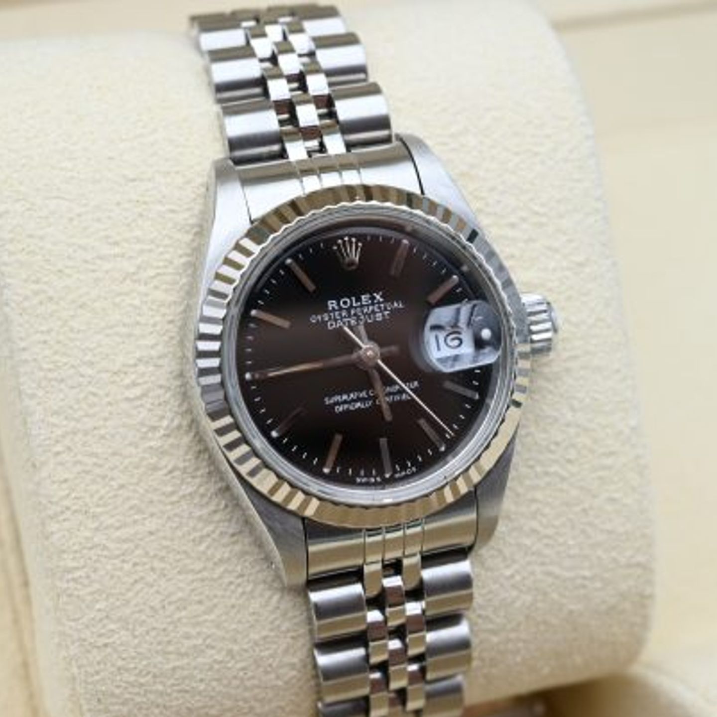 Rolex Lady-Datejust 69174 (1992) - Black dial 26 mm Steel case (6/8)