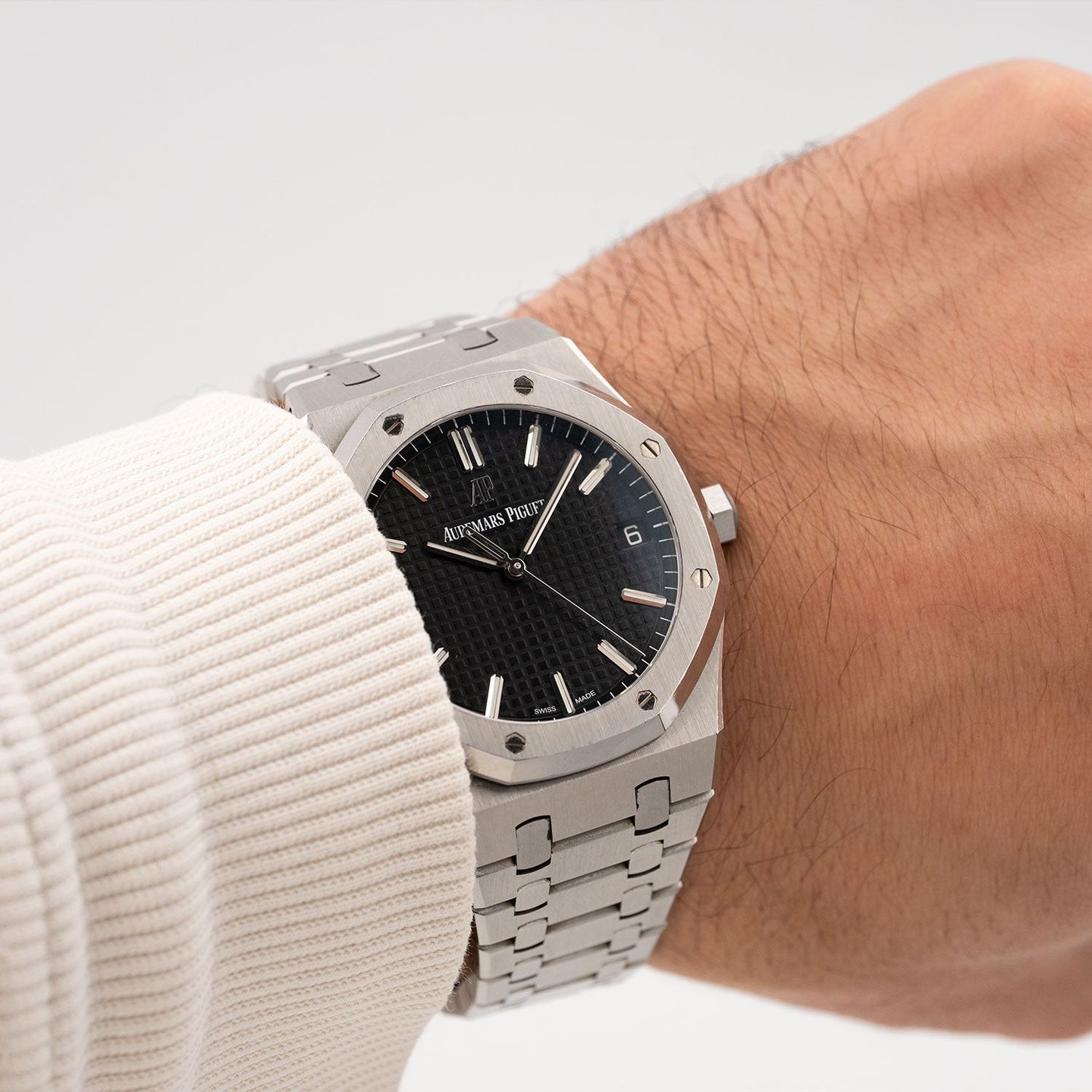 Audemars Piguet Royal Oak Selfwinding 15500ST.OO.1220ST.03 (2021) - Zwart wijzerplaat 41mm Staal (7/8)