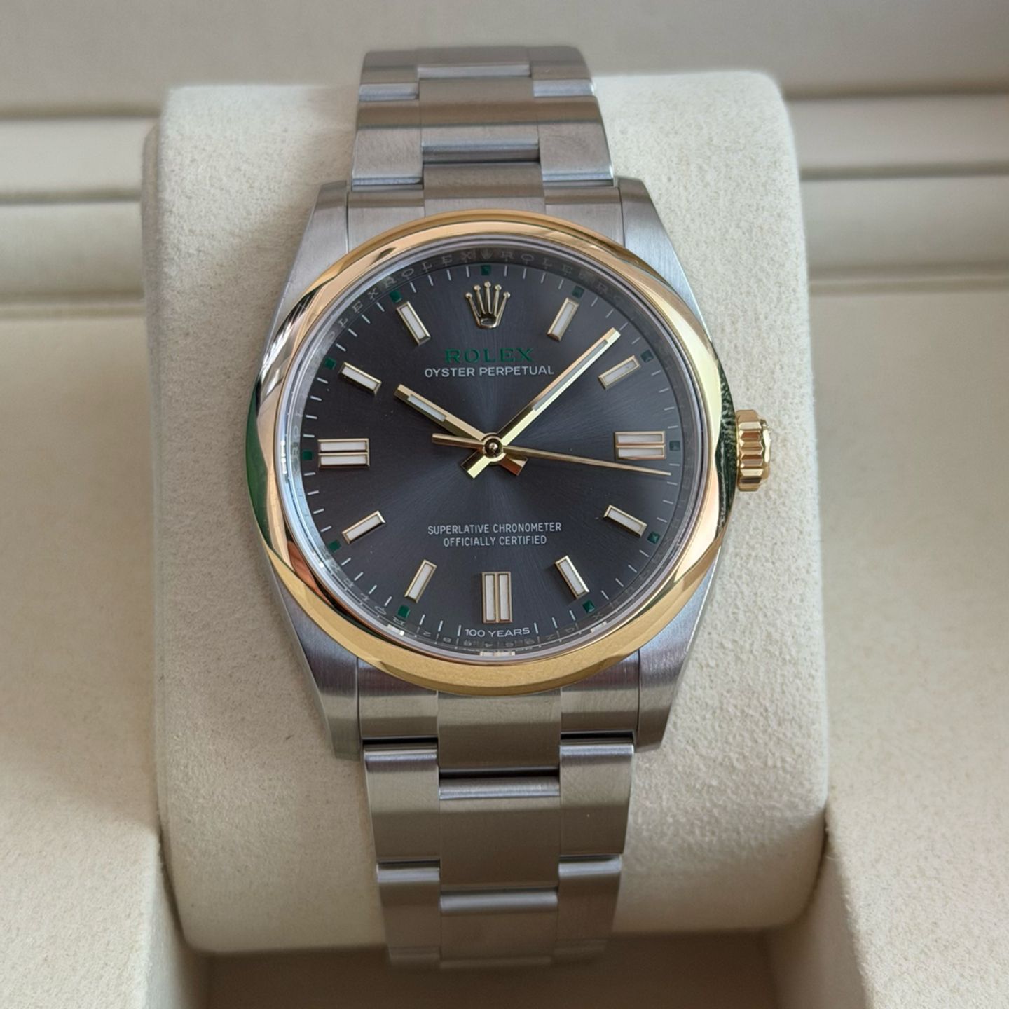 Rolex Oyster Perpetual 36 126003 - (2/6)