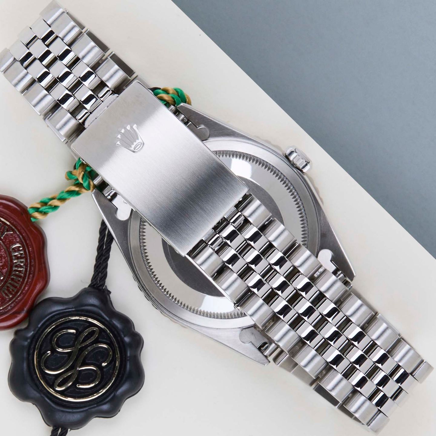 Unknown Unknown 16264 - (6/8)