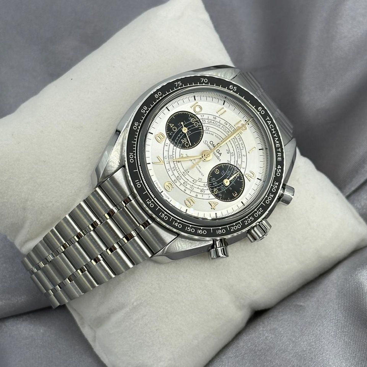 Omega Speedmaster 522.30.43.51.02.001 (2026) - 43mm Staal (2/10)