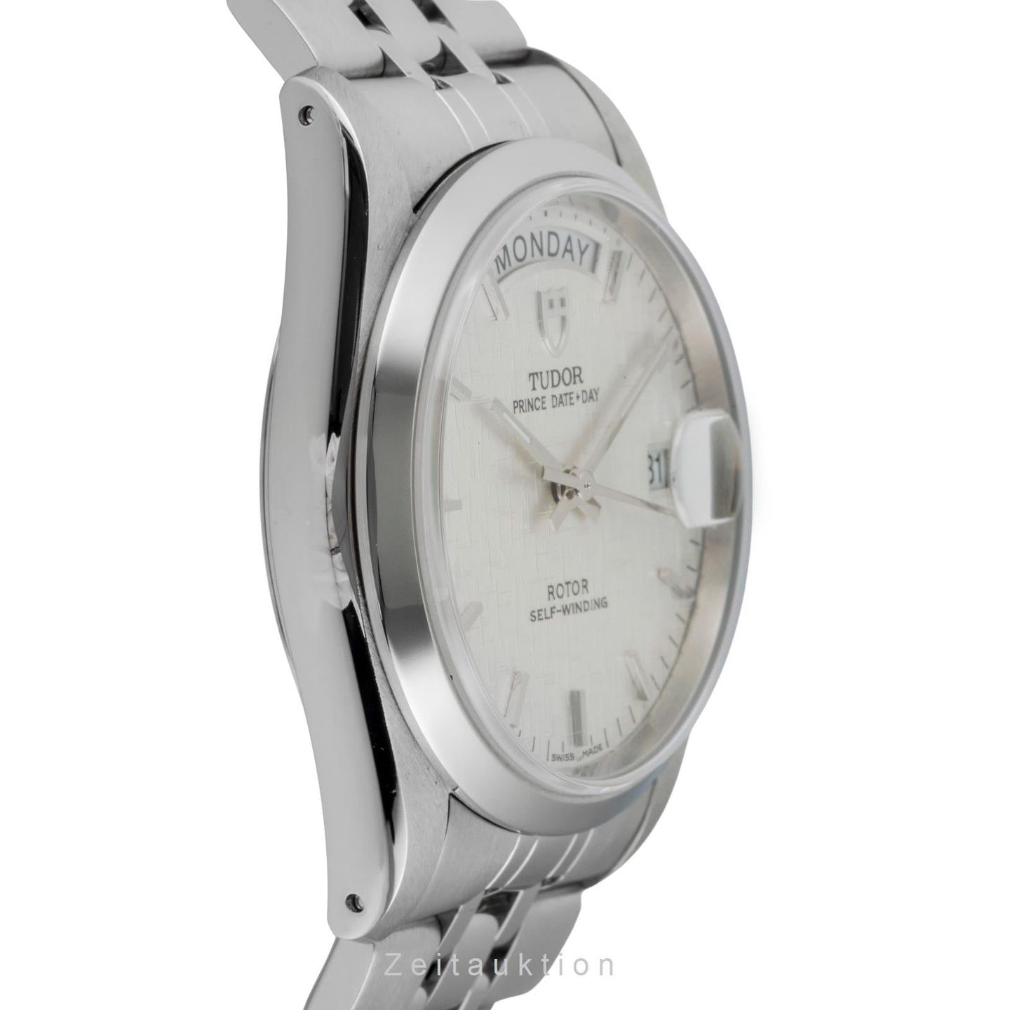 Tudor Prince Date 76200 - (6/8)