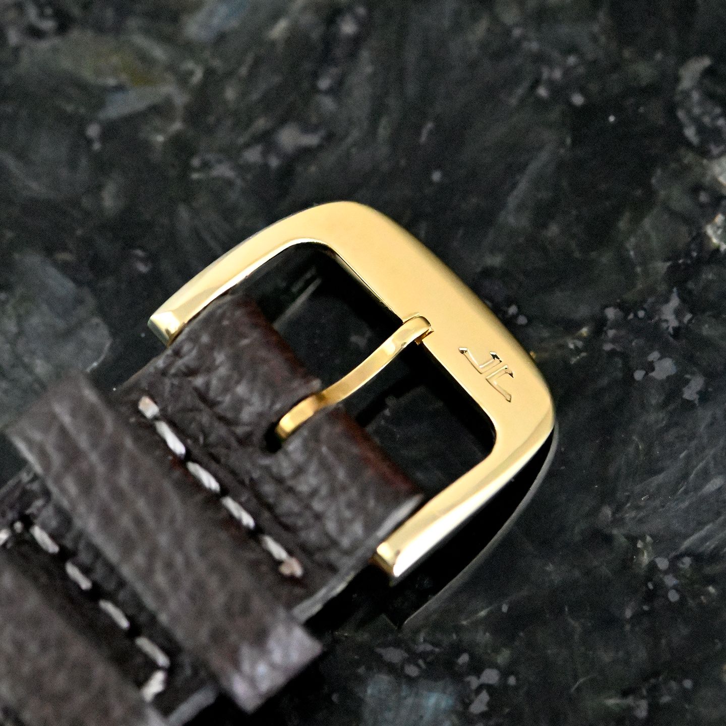 Jaeger-LeCoultre Reverso Classique 250.1.86 - (4/8)