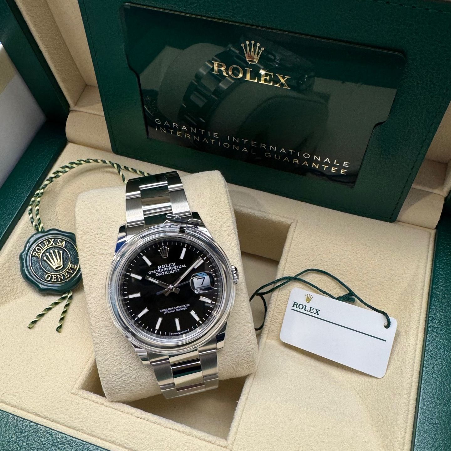 Rolex Datejust 36 126200 (2024) - 36 mm Steel case (2/6)