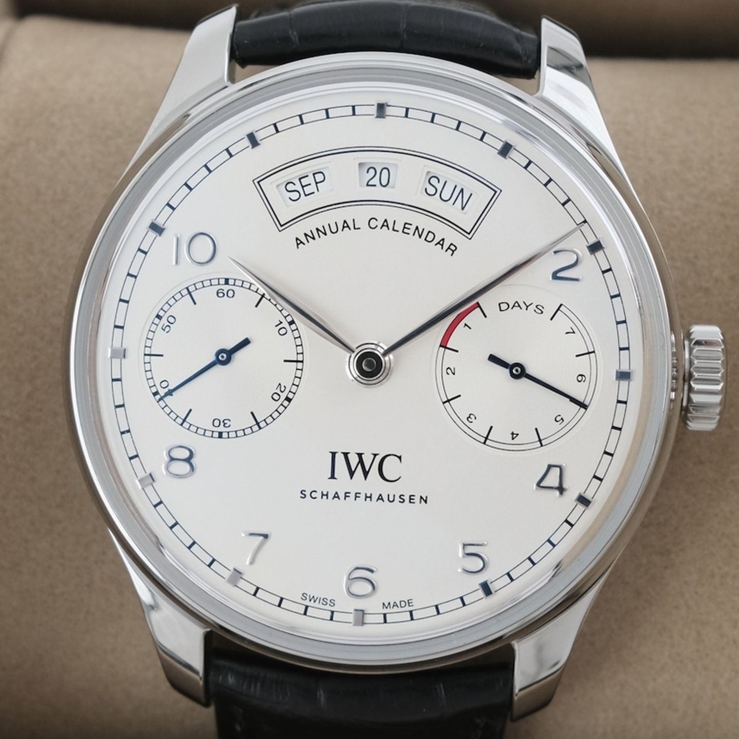 IWC Portuguese Annual Calendar IW503501 - (3/8)