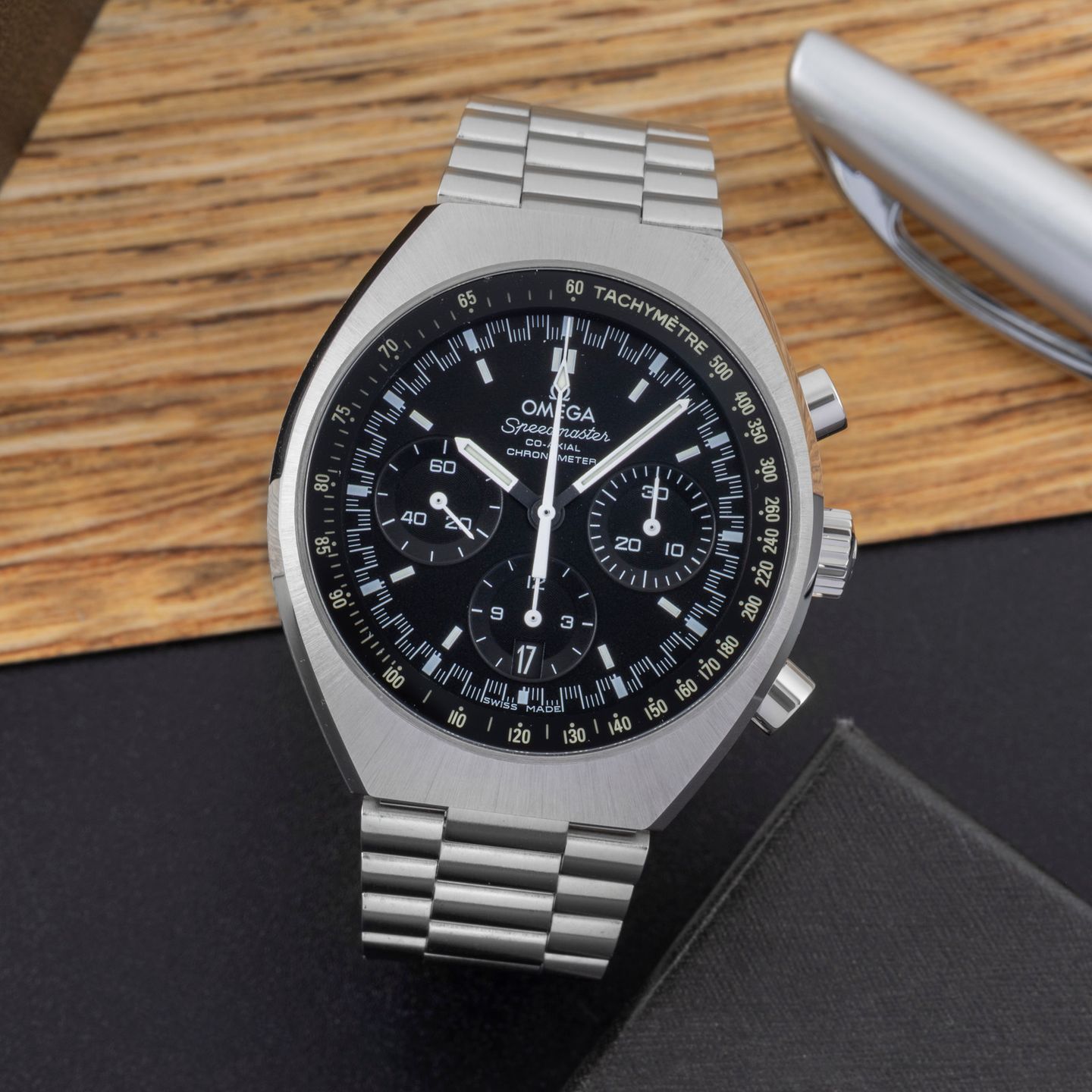 Omega Speedmaster Mark II 327.10.43.50.01.001 - (1/8)