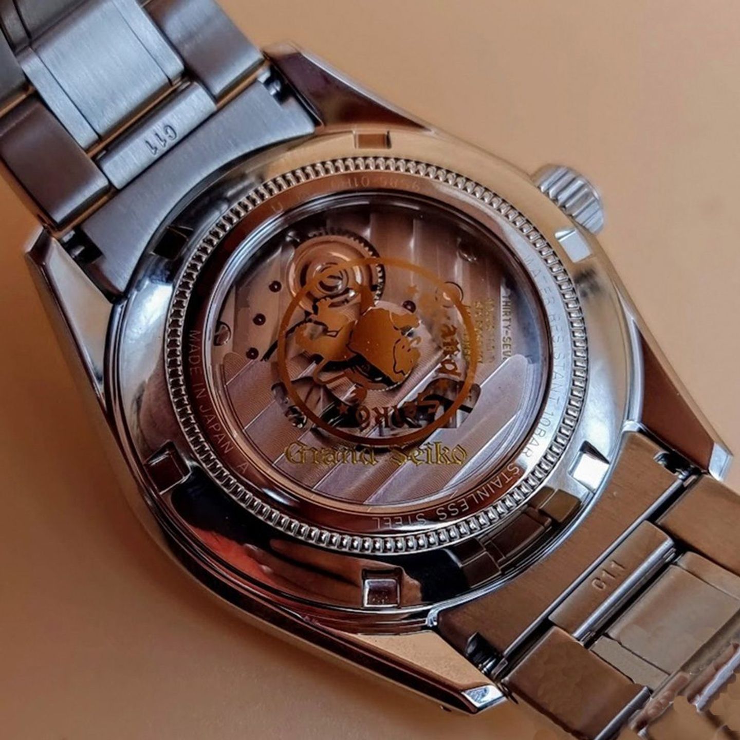 Grand Seiko Heritage Collection SBGH271 (2025) - Green dial 41 mm Steel case (6/8)