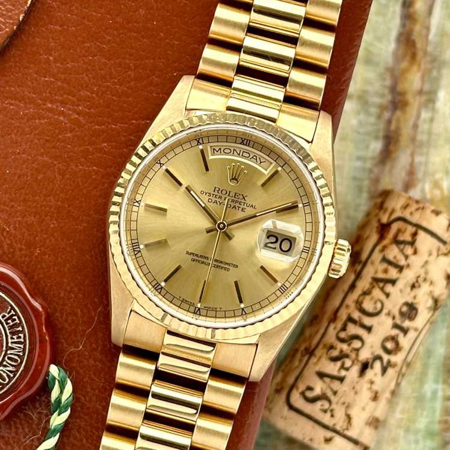 Rolex Day-Date 36 18238 (1995) - Gold dial 36 mm Yellow Gold case (1/8)