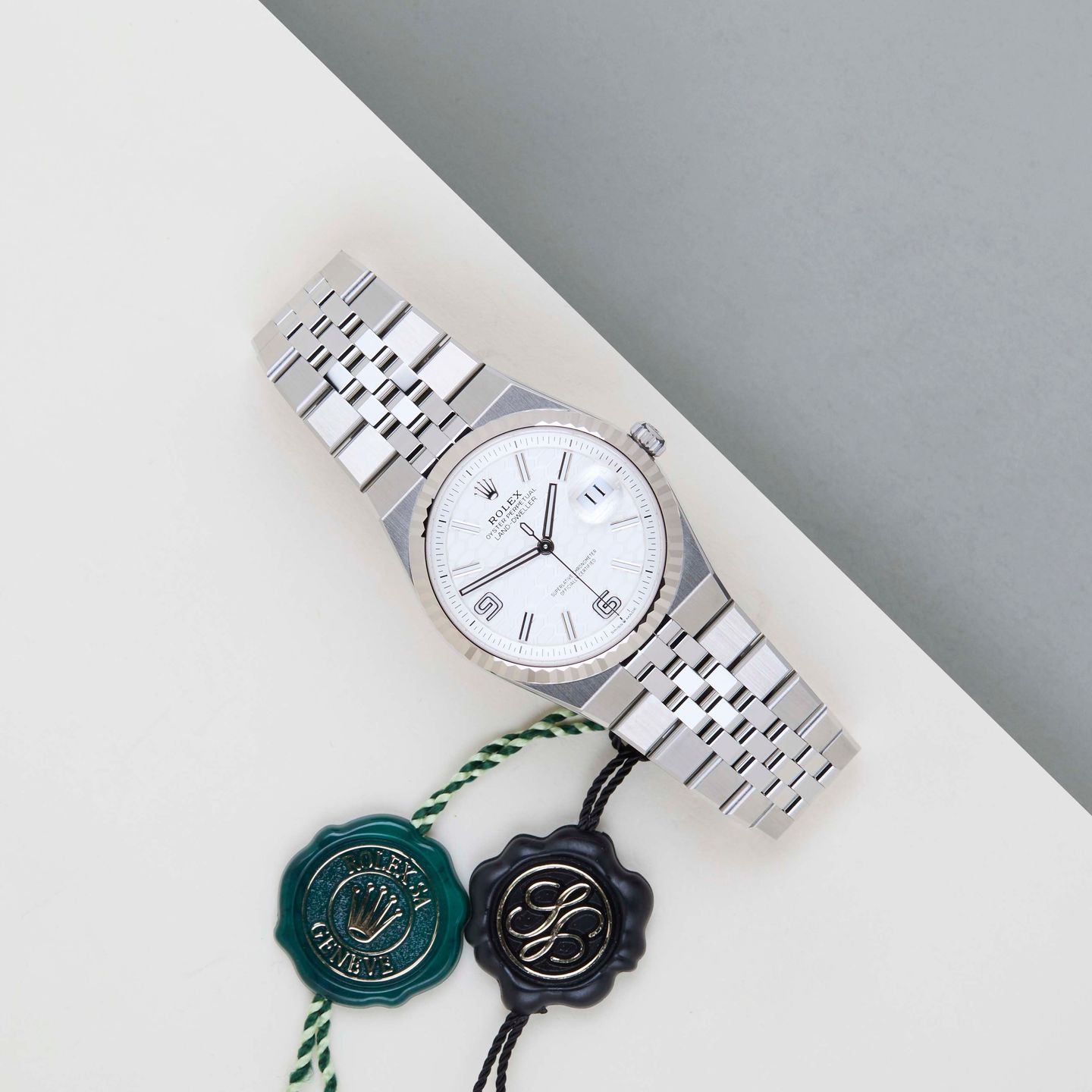 Rolex Land-Dweller 36 127234 (2026) - Wit wijzerplaat 36mm Staal (2/8)