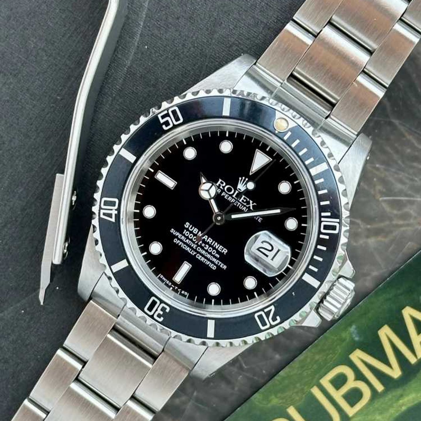 Rolex Submariner Date 16610 (1991) - Zwart wijzerplaat 40mm Staal (5/8)