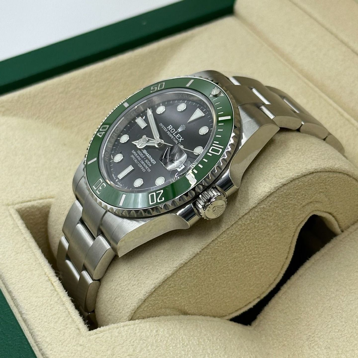 Rolex Submariner Date 126610LV (2024) - Zwart wijzerplaat 41mm Staal (6/8)