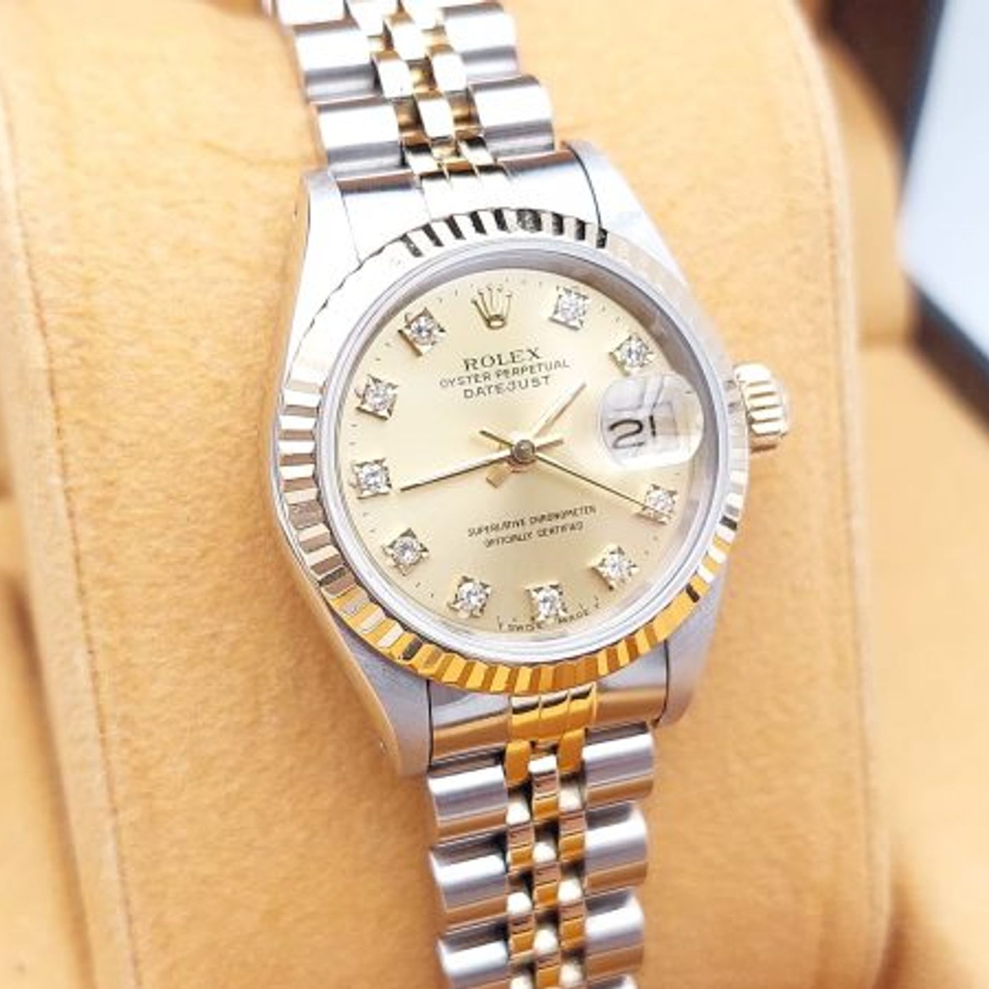 Rolex Lady-Datejust 69173 (1992) - Champagne wijzerplaat 26mm Goud/Staal (3/8)