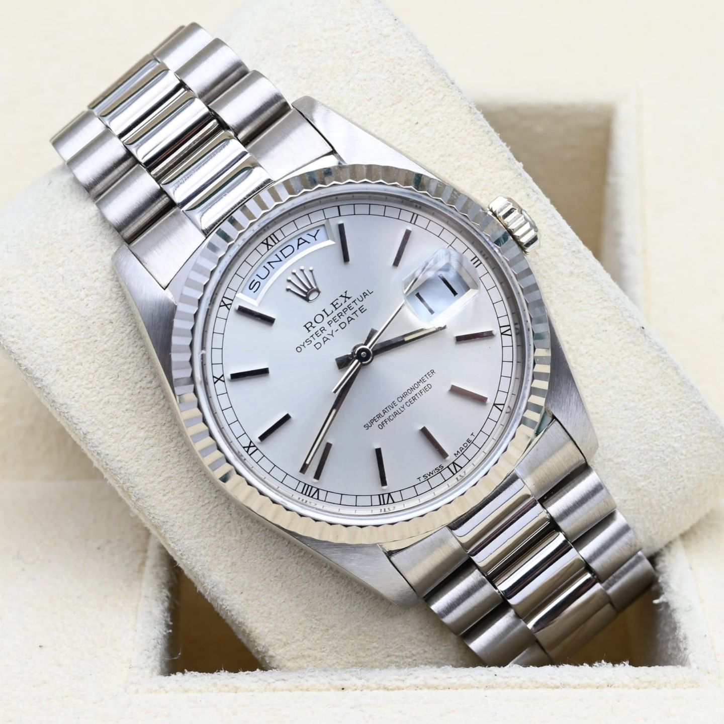 Rolex Day-Date 36 18238 (1988) - Zilver wijzerplaat 36mm Geelgoud (1/7)