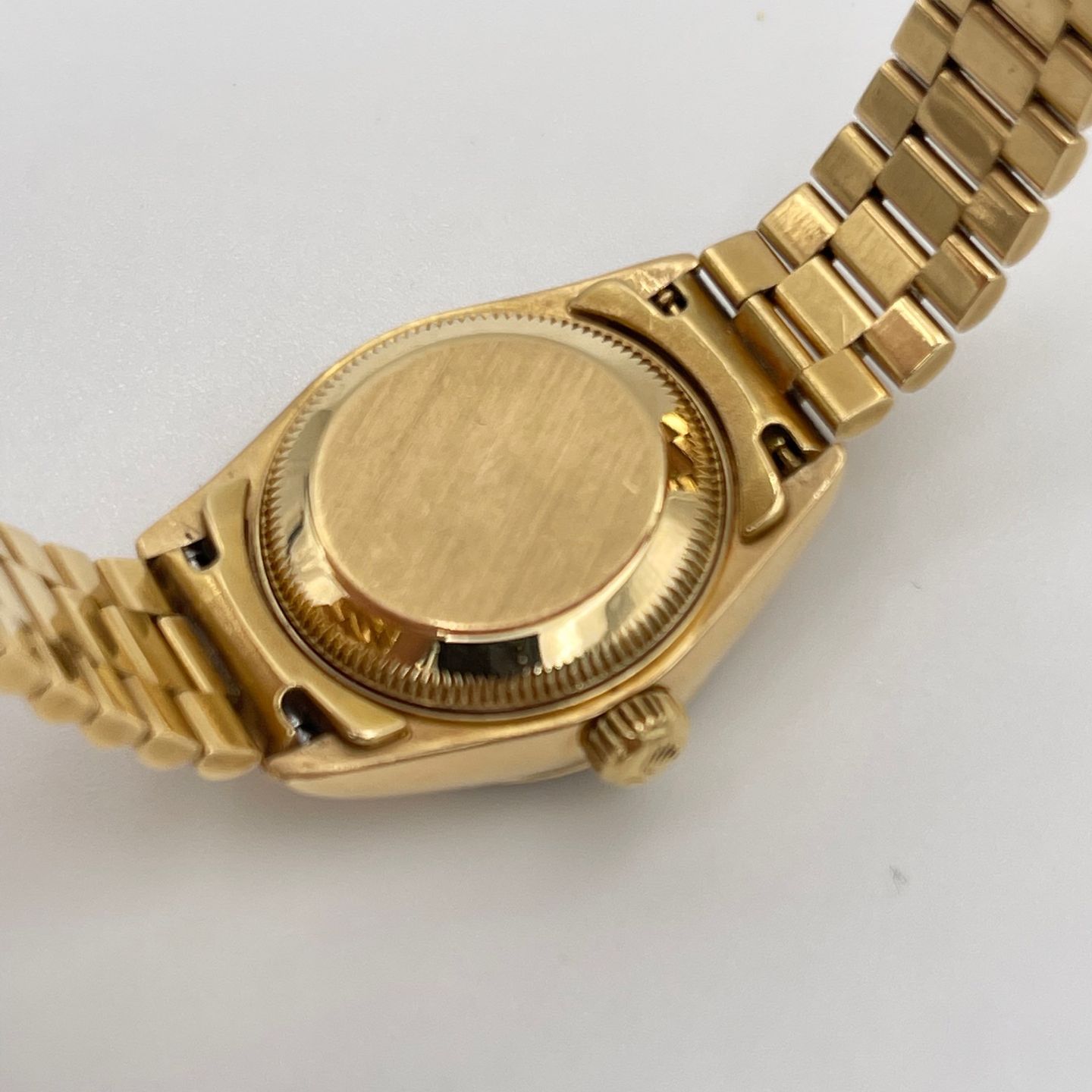 Rolex Lady-Datejust 69178 (1996) - Gold dial 26 mm Yellow Gold case (2/6)