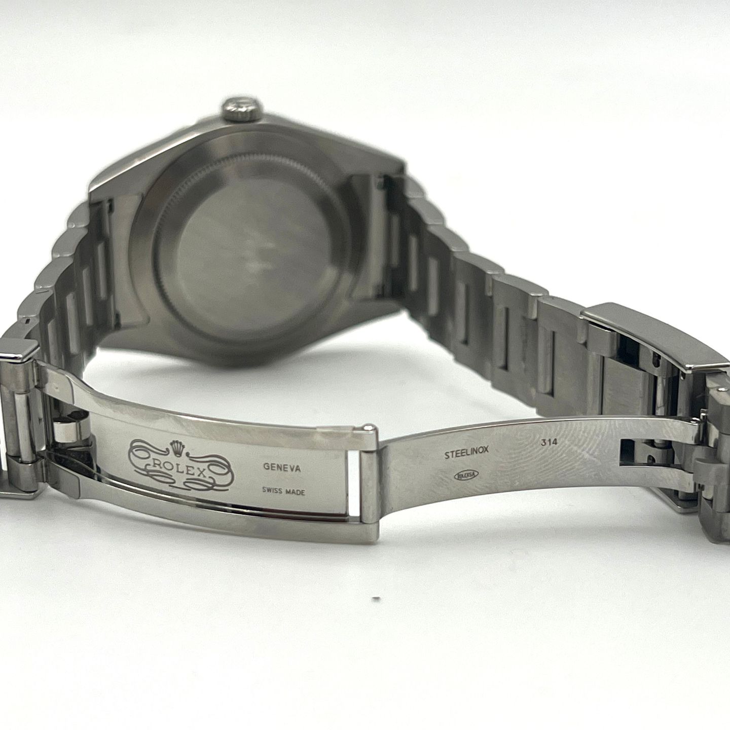 Rolex Explorer 214270 (2020) - Black dial 39 mm Steel case (6/7)