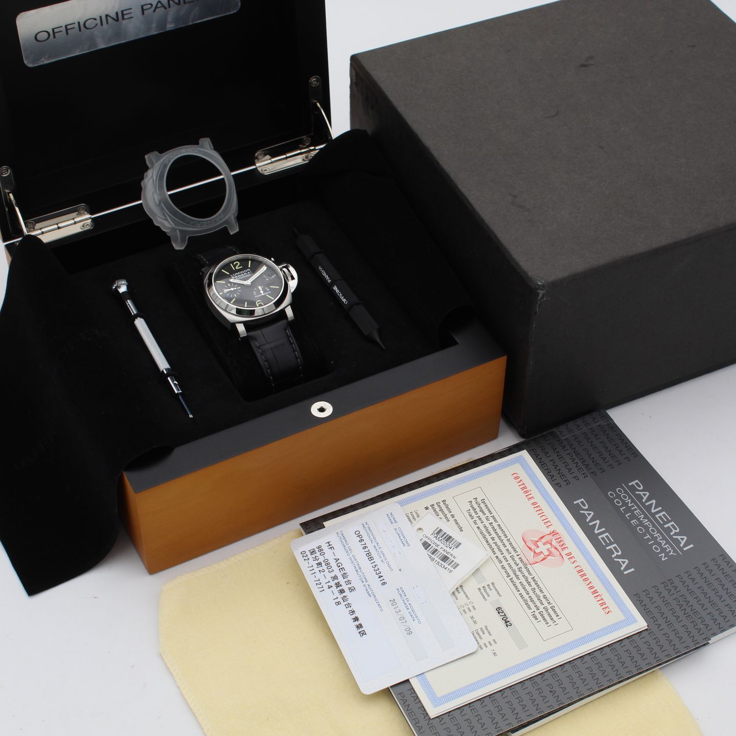 Panerai Luminor Power Reserve PAM00241 (2013) - Black dial 40 mm Steel case (8/8)