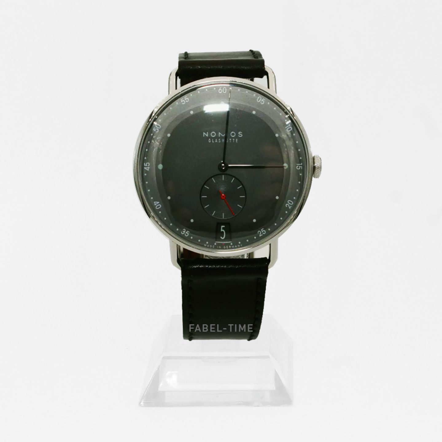 NOMOS Metro 38 Datum 1103 (2024) - Zwart wijzerplaat 39mm Staal (1/1)