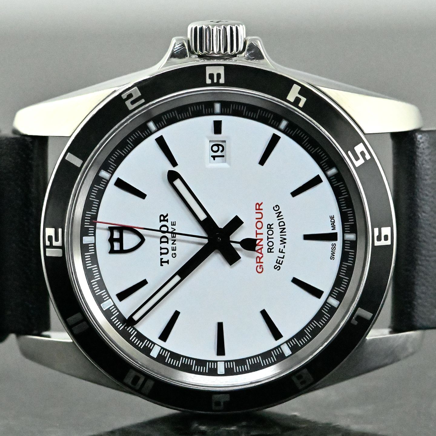 Tudor Grantour Date 20500N - (2/8)