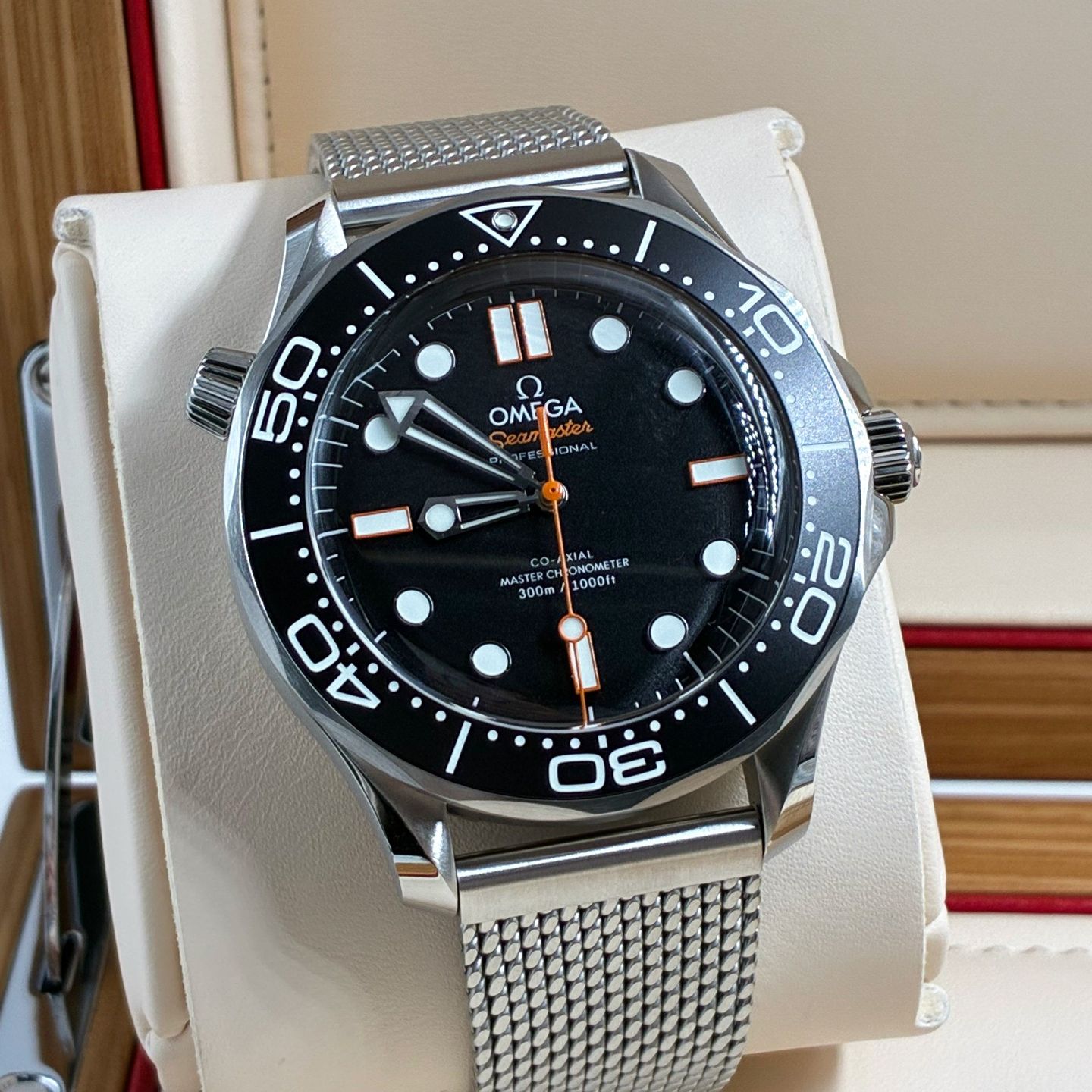 Omega Seamaster Diver 300 M 210.30.42.20.01.018 - (4/8)