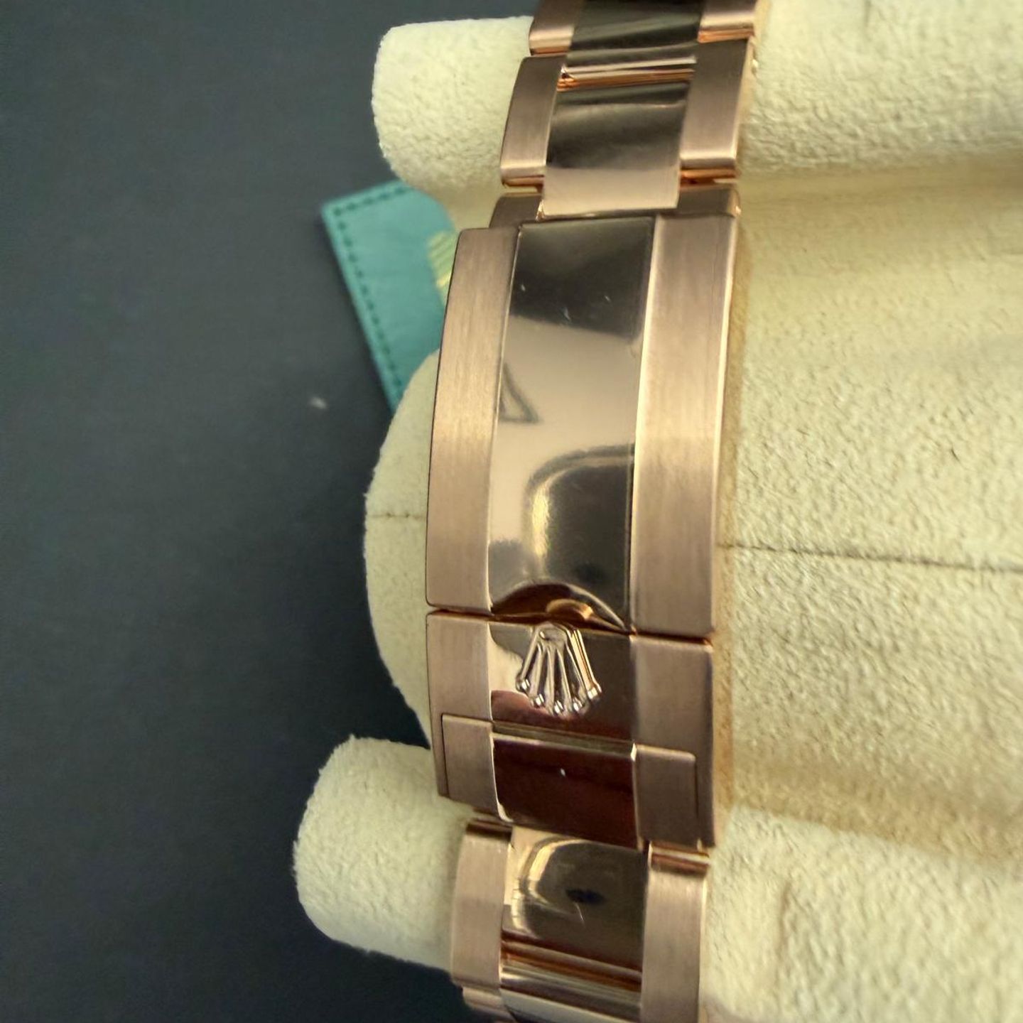 Rolex Daytona 126505 - (4/4)