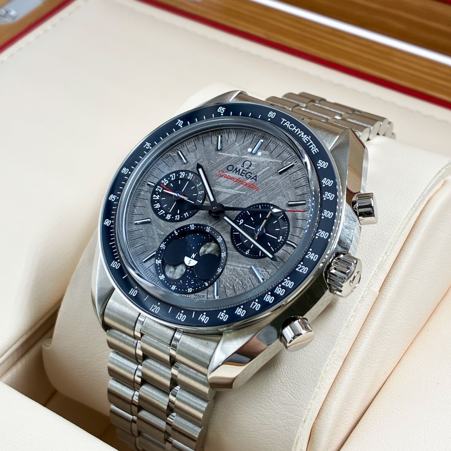 Omega Speedmaster Moonphase 304.30.43.52.06.001 - (6/8)