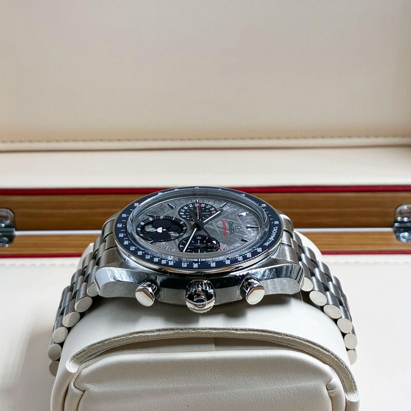Omega Speedmaster Moonphase 304.30.43.52.06.001 - (3/8)