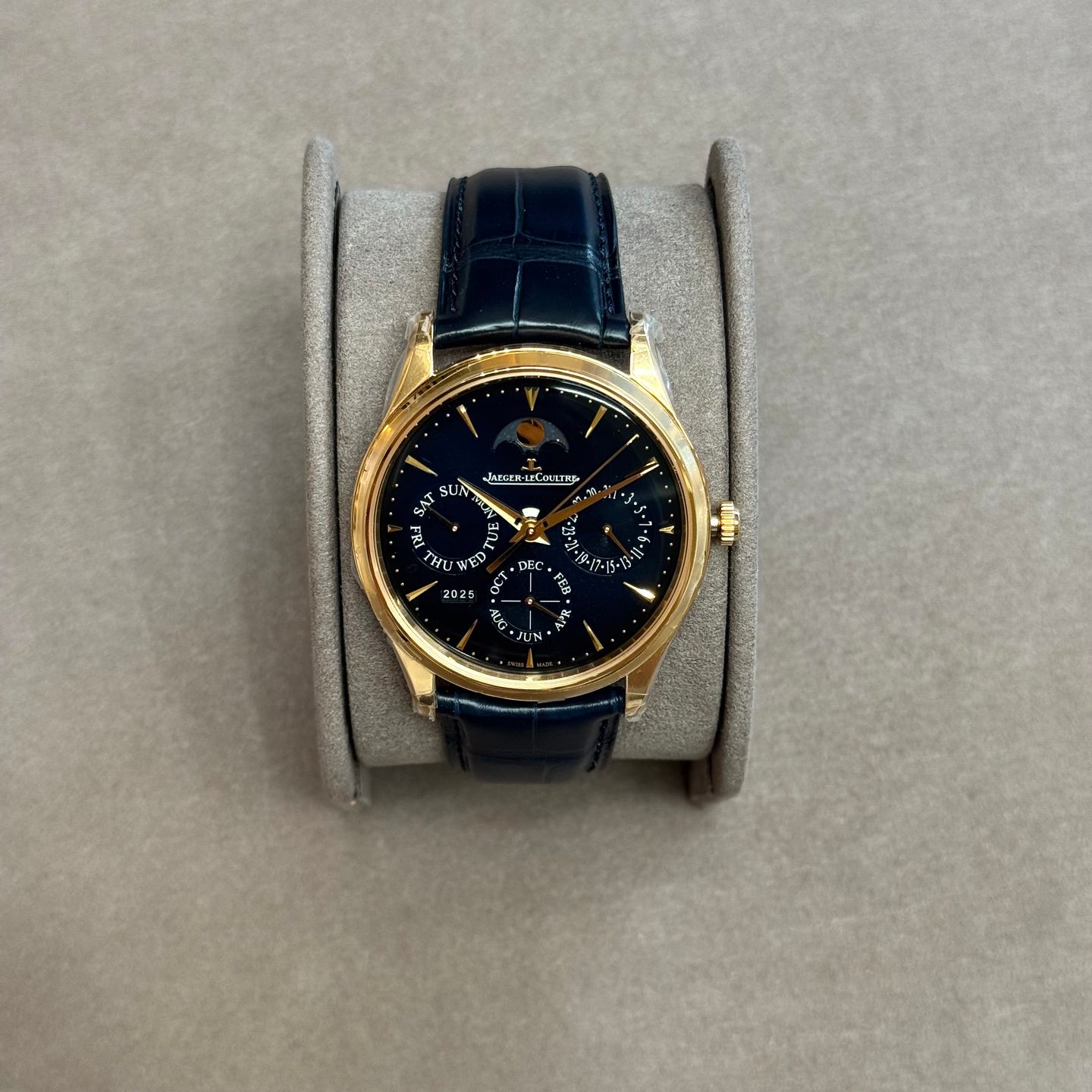 Jaeger-LeCoultre Master Ultra Thin Perpetual Q114258J - (1/4)