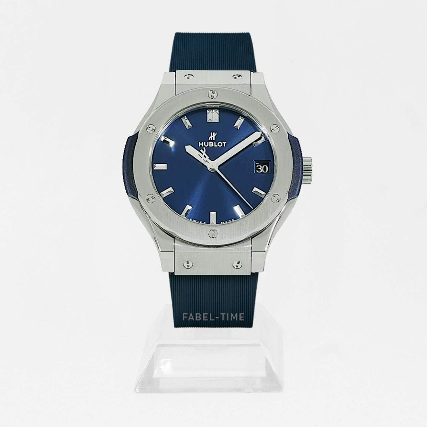 Hublot Classic Fusion Blue 581.NX.7170.RX (2024) - Blauw wijzerplaat 33mm Titanium (1/1)