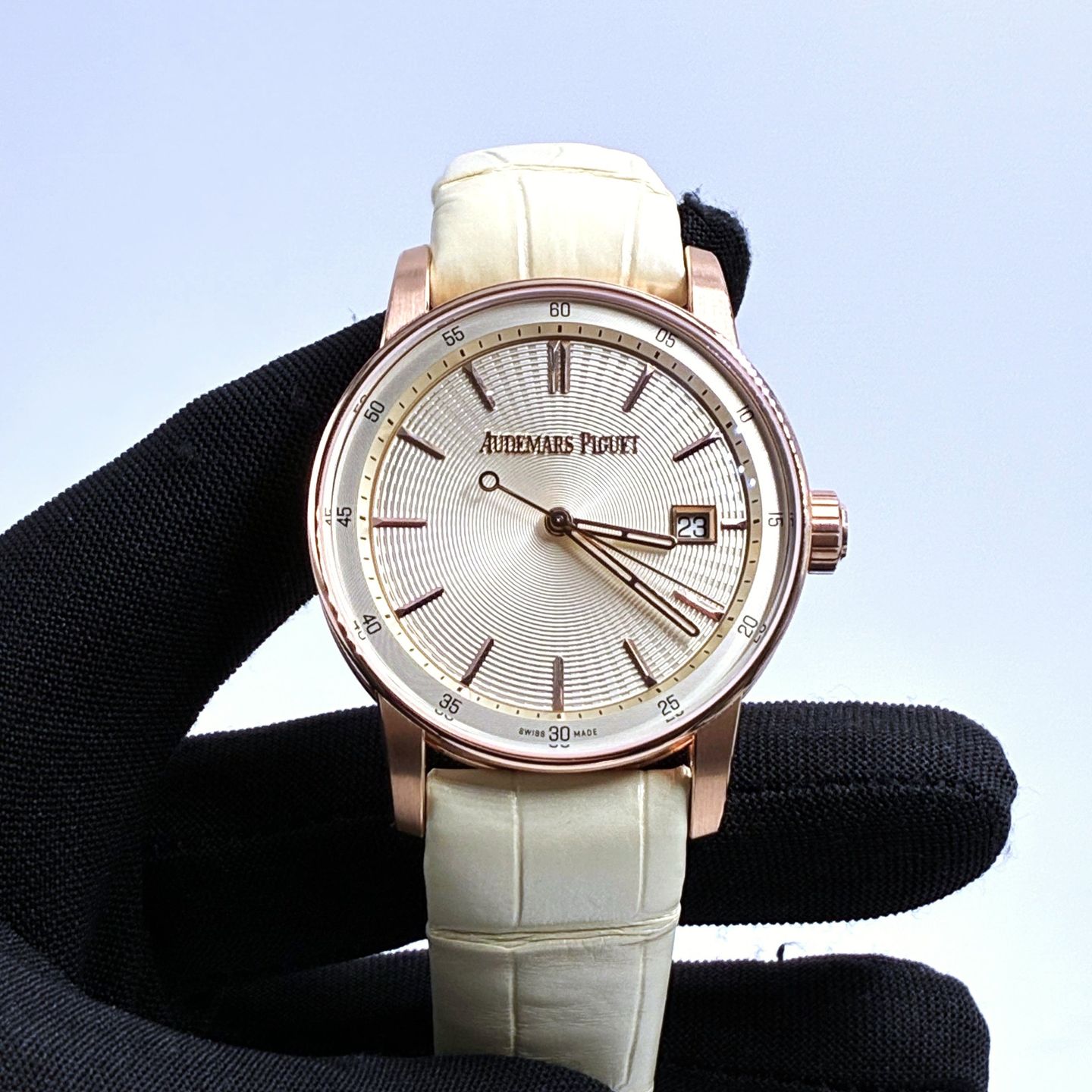 Audemars Piguet CODE 11.59 77410OR.OO.A825CR.01 - (6/8)