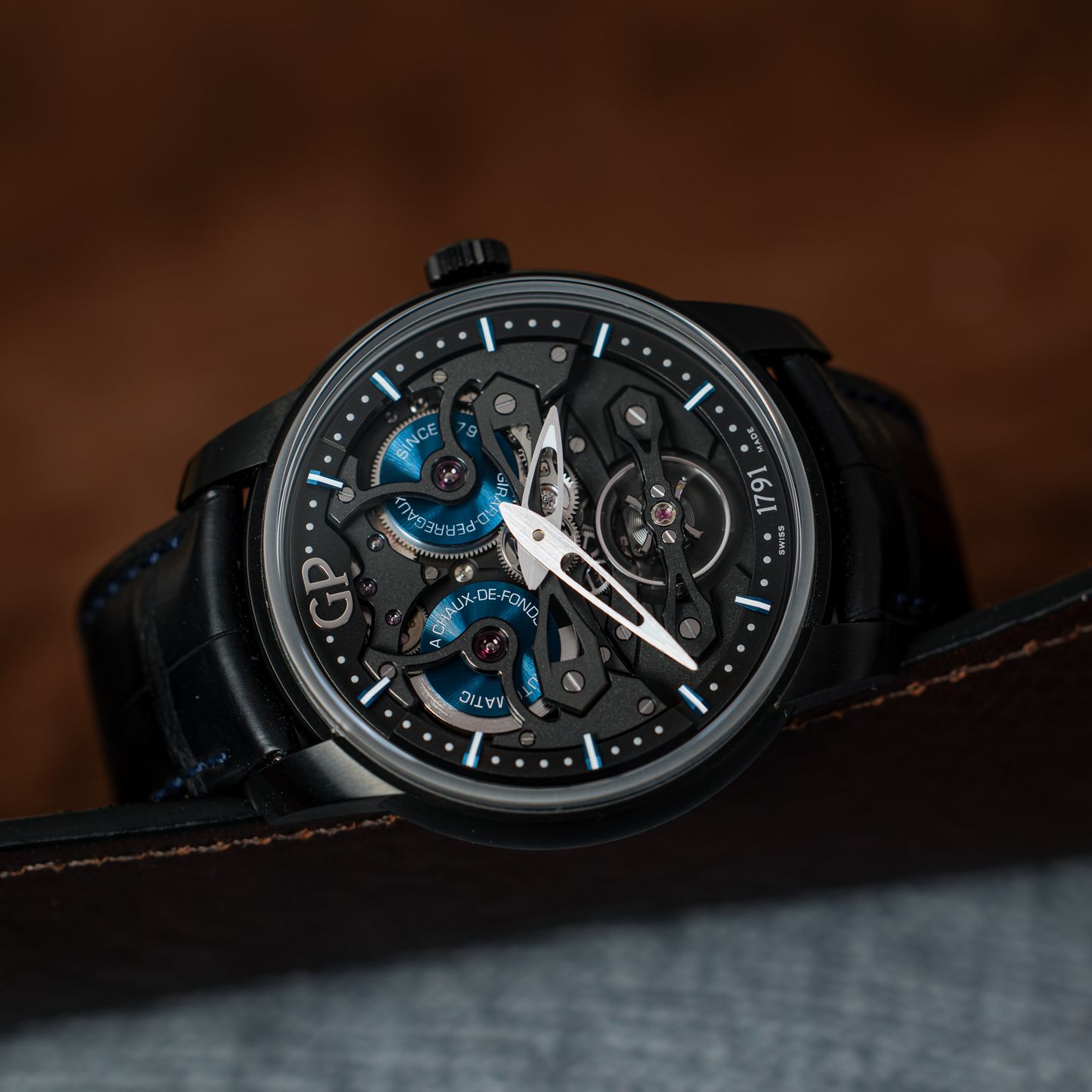 Girard-Perregaux Bridges 84000-21-632-BH6A - (3/8)