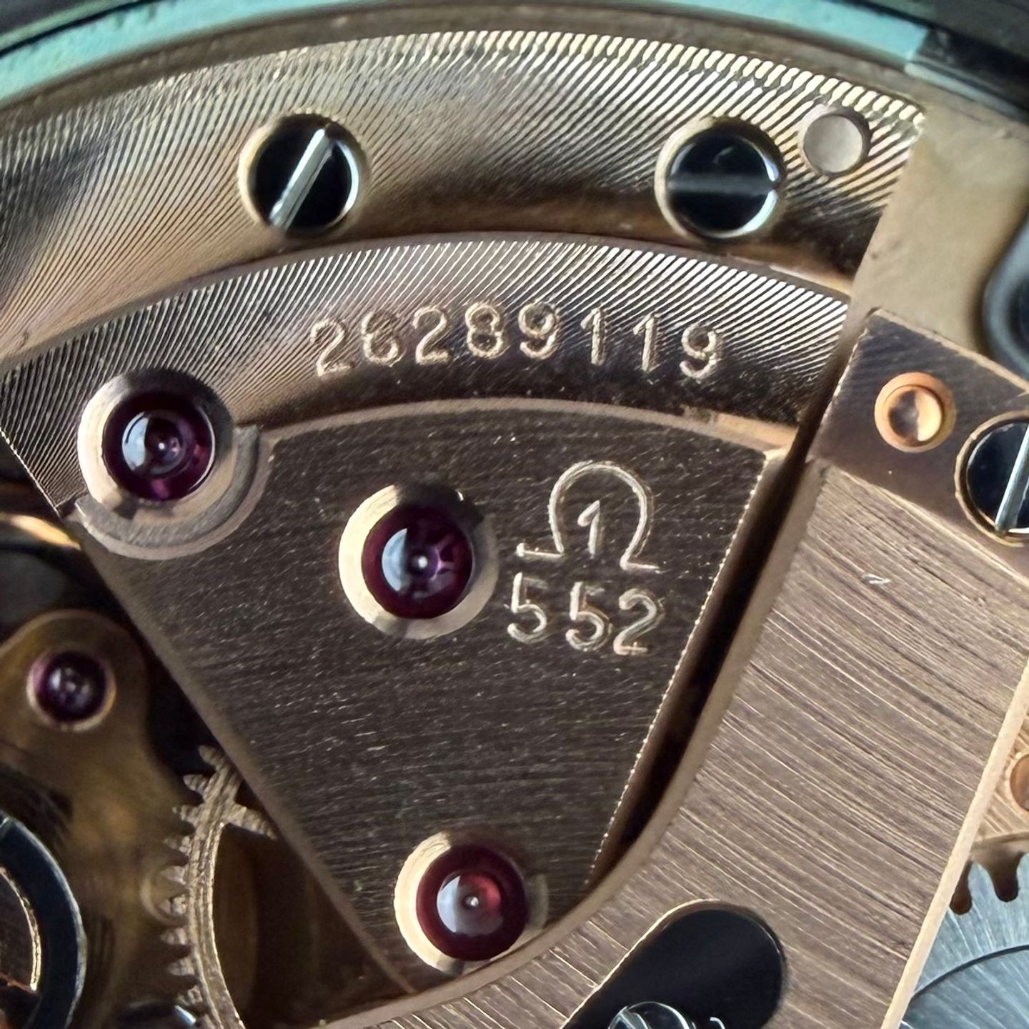 Omega Genève 165.002 - (4/8)