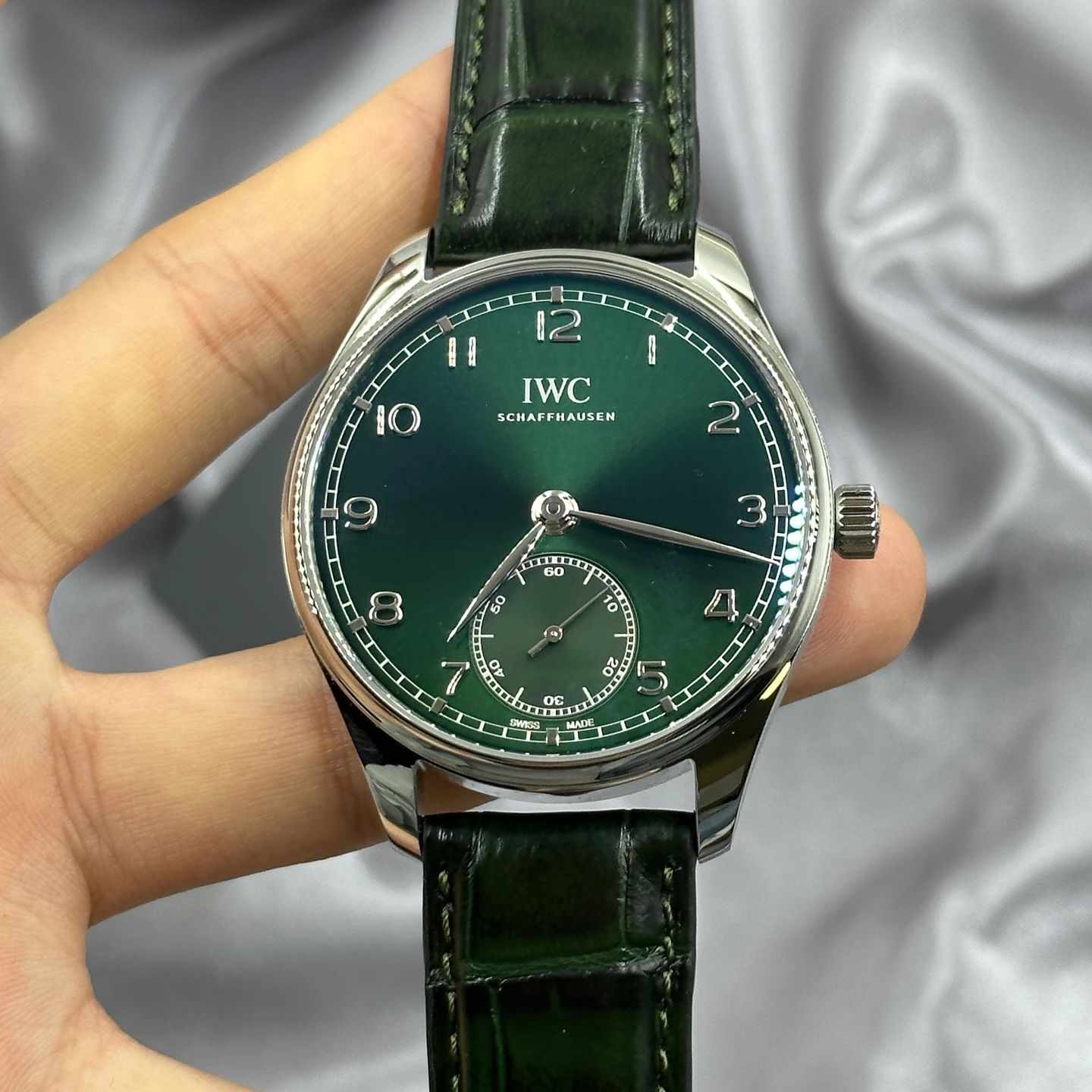 IWC Portuguese IW358310 (2024) - Groen wijzerplaat 40mm Staal (5/8)