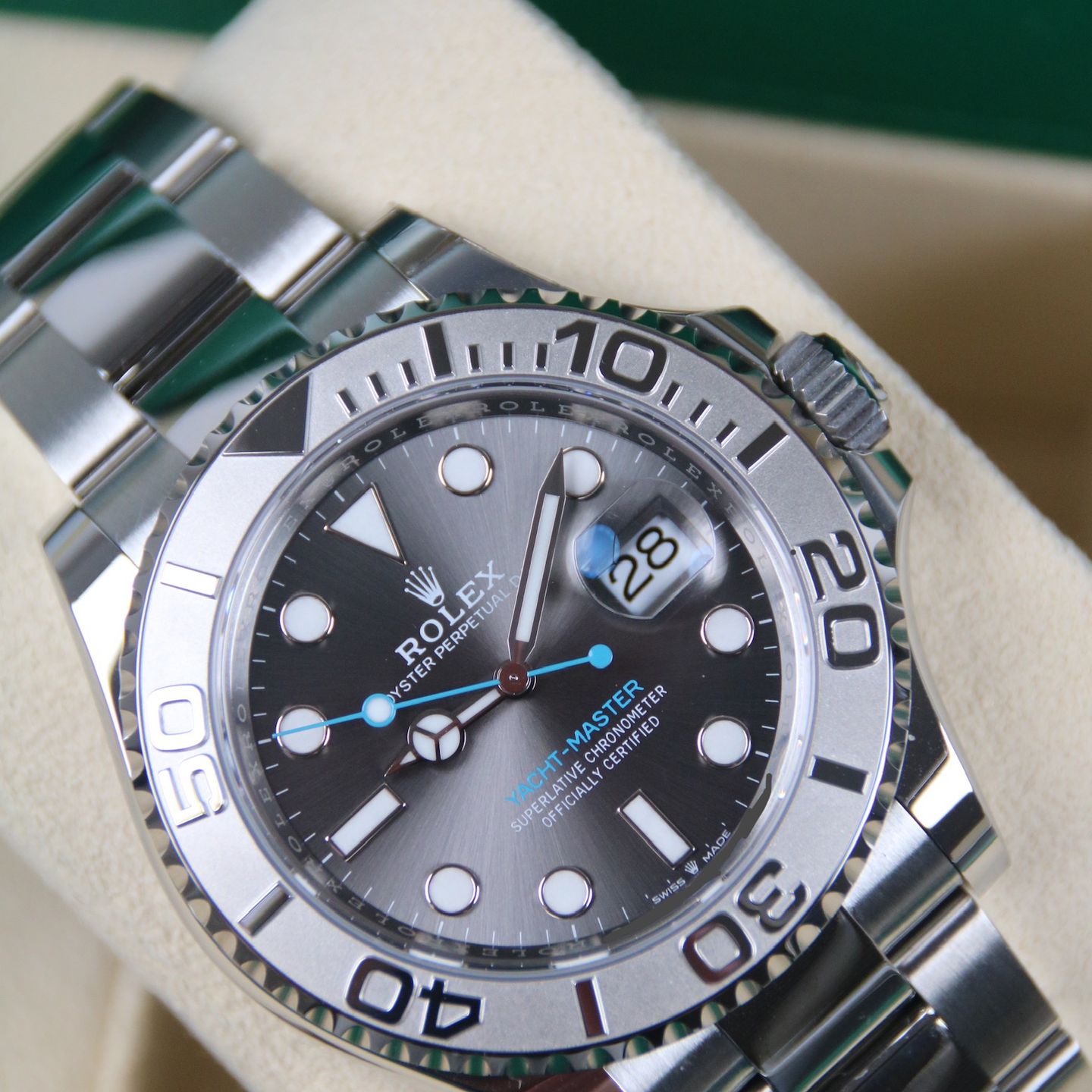 Rolex Yacht-Master 40 126622 (2024) - Grijs wijzerplaat 40mm Staal (1/6)