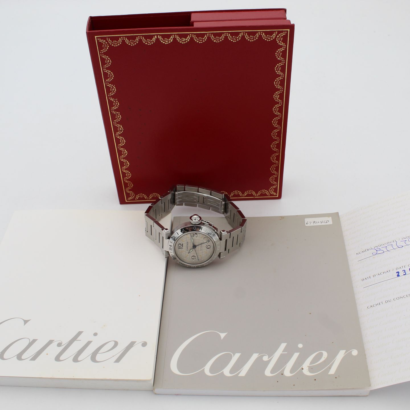 Cartier Pasha C W31029M7 (2001) - Silver dial 35 mm Steel case (2/8)