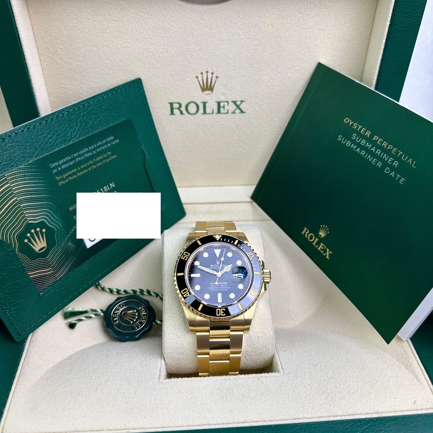 Rolex Submariner Date 126618LN (2022) - Black dial 41 mm Yellow Gold case (1/1)