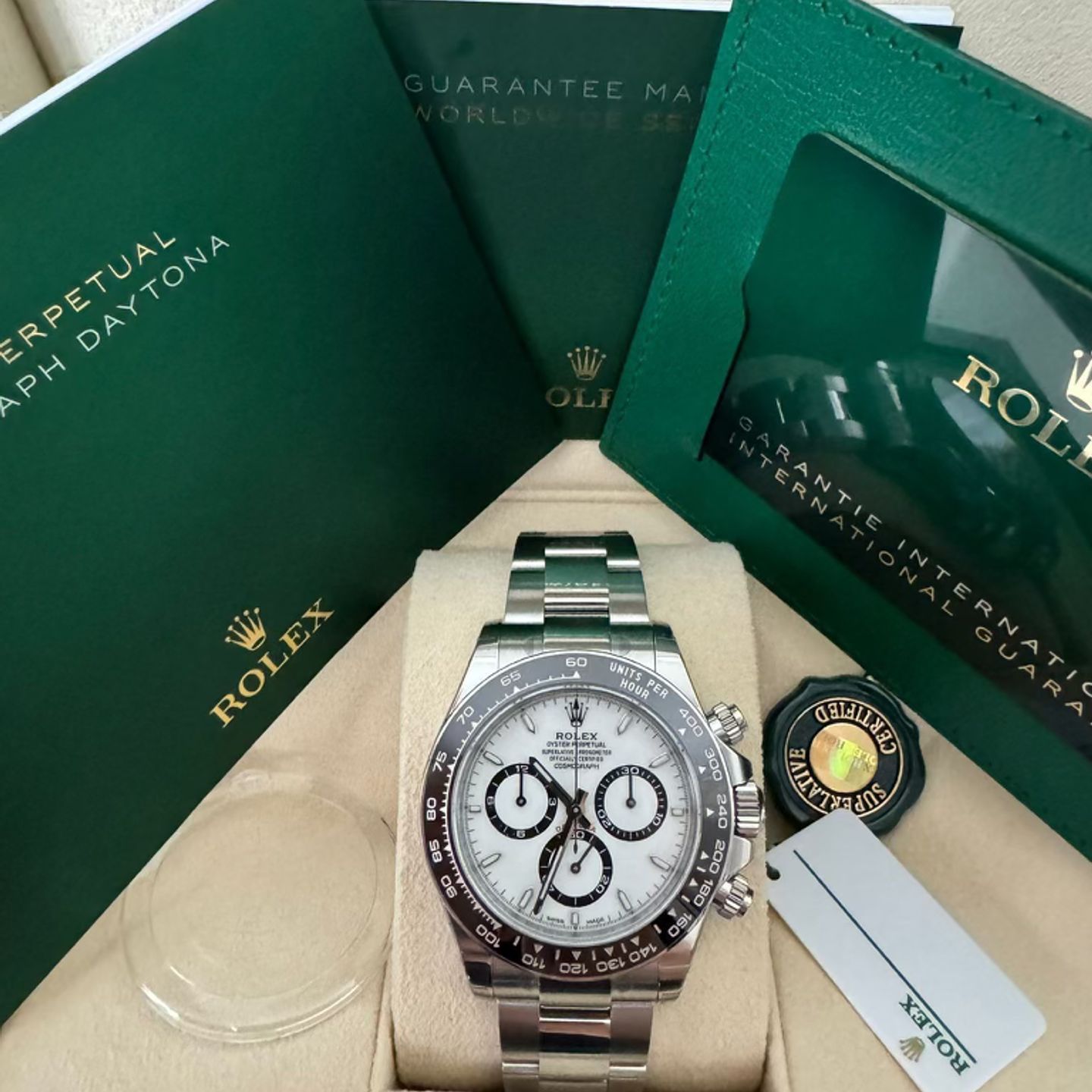 Rolex Daytona 126500LN (2024) - Wit wijzerplaat 40mm Staal (1/1)