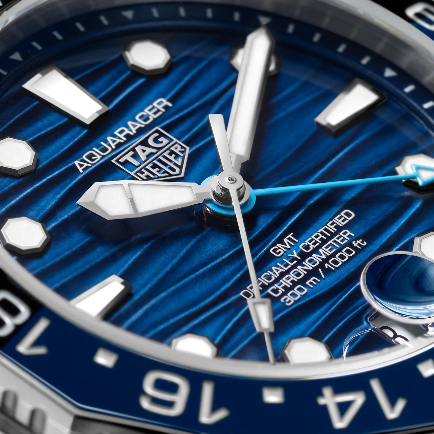 TAG Heuer Aquaracer 300M WBP5114.FT6259 (2025) - Blue dial 42 mm Steel case (2/4)