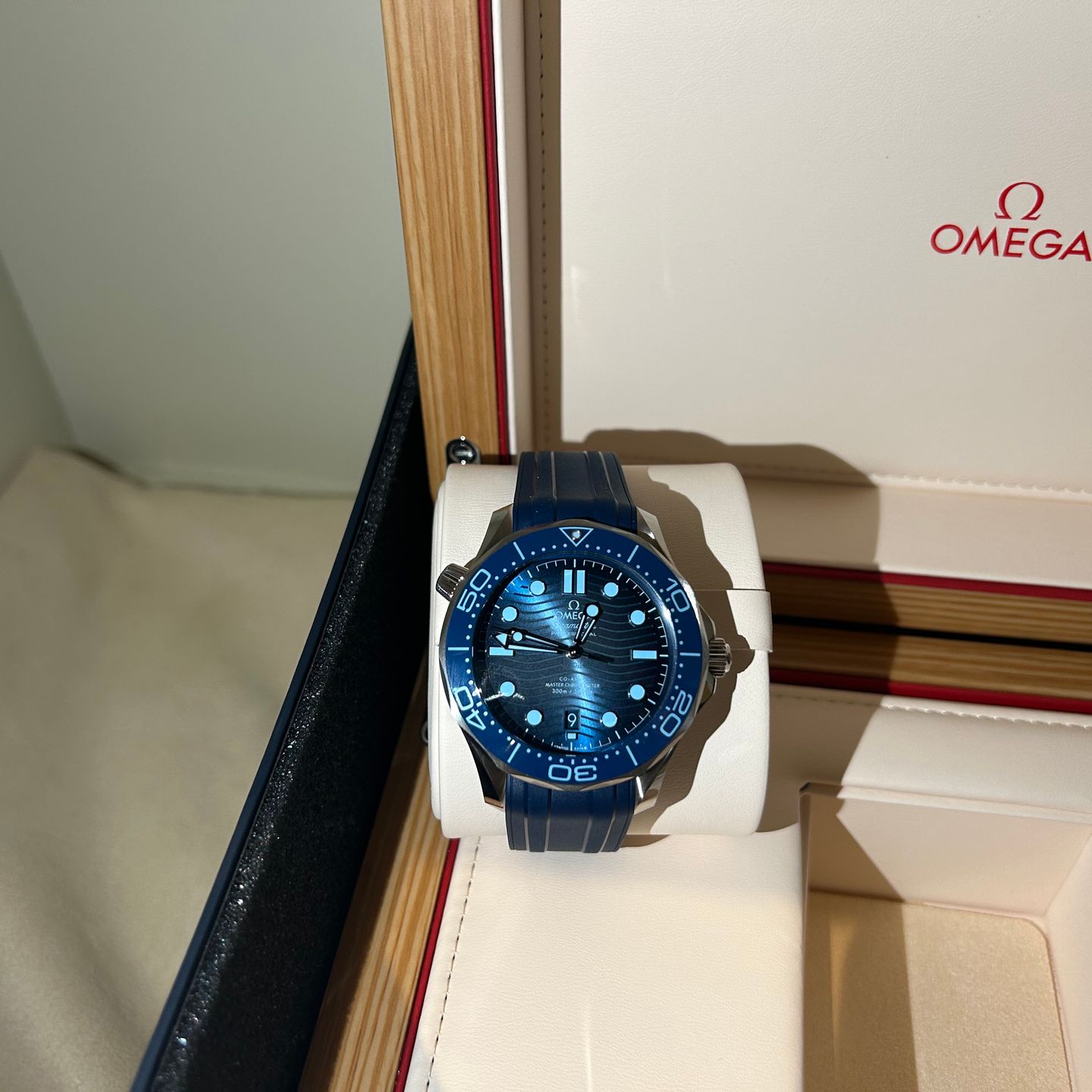 Omega Seamaster Diver 300 M 210.32.42.20.03.002 (2024) - Blue dial 42 mm Steel case (7/8)