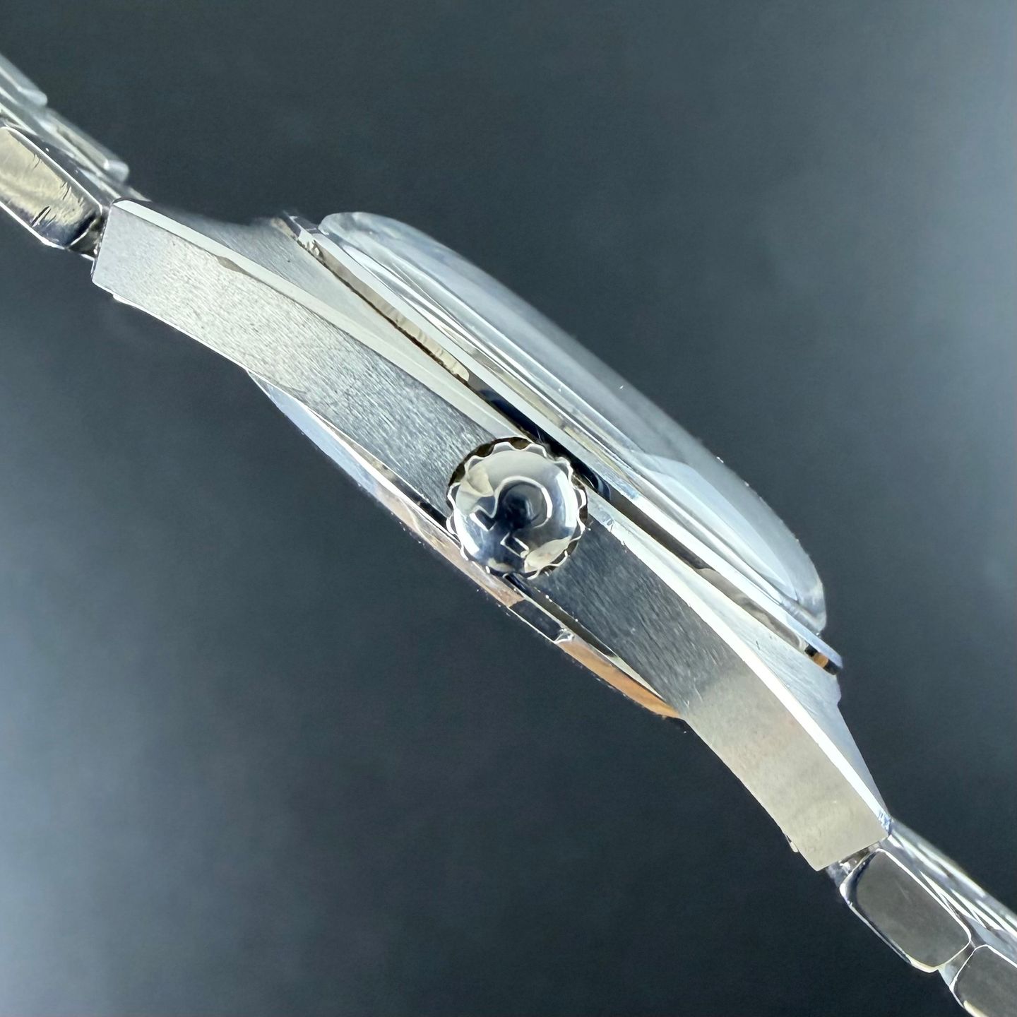 Omega Constellation 168.017 - (5/8)