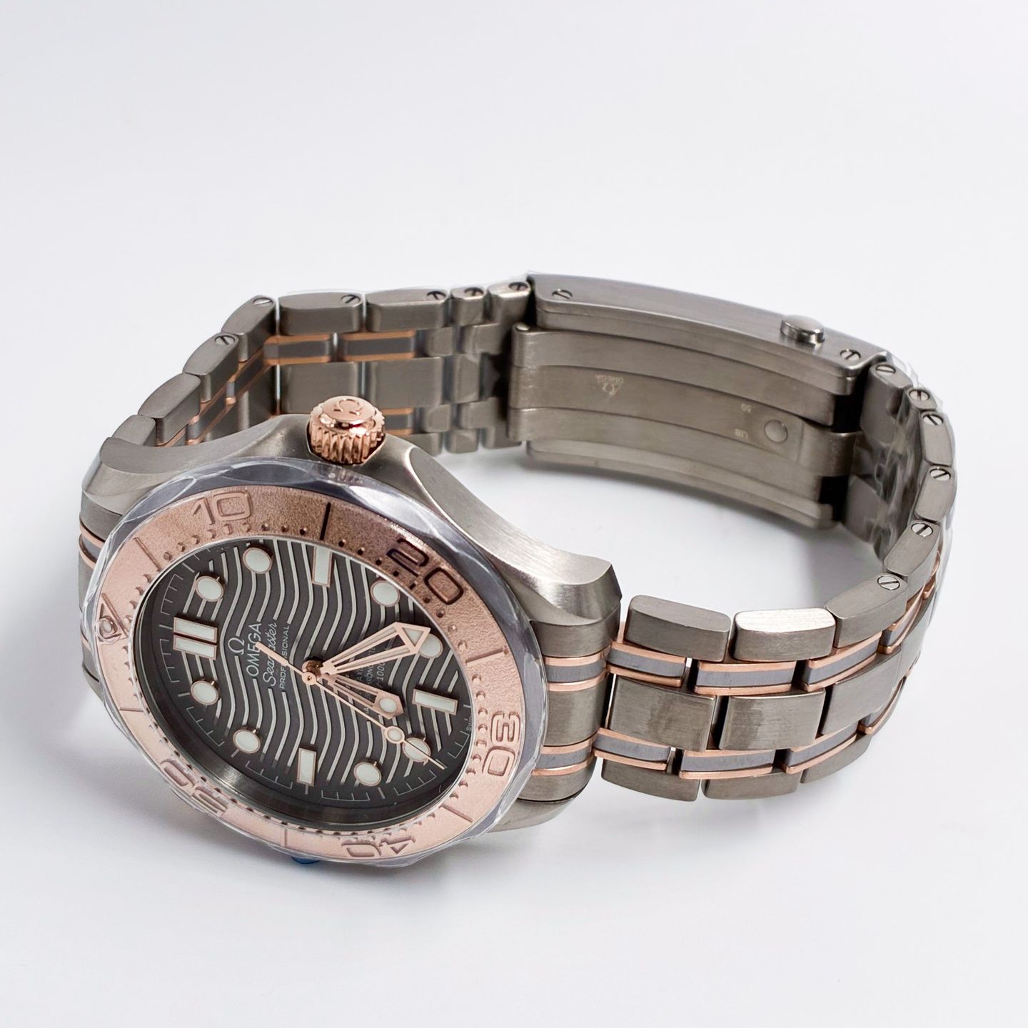 Omega Seamaster Diver 300 M 210.60.42.20.99.001 - (3/4)