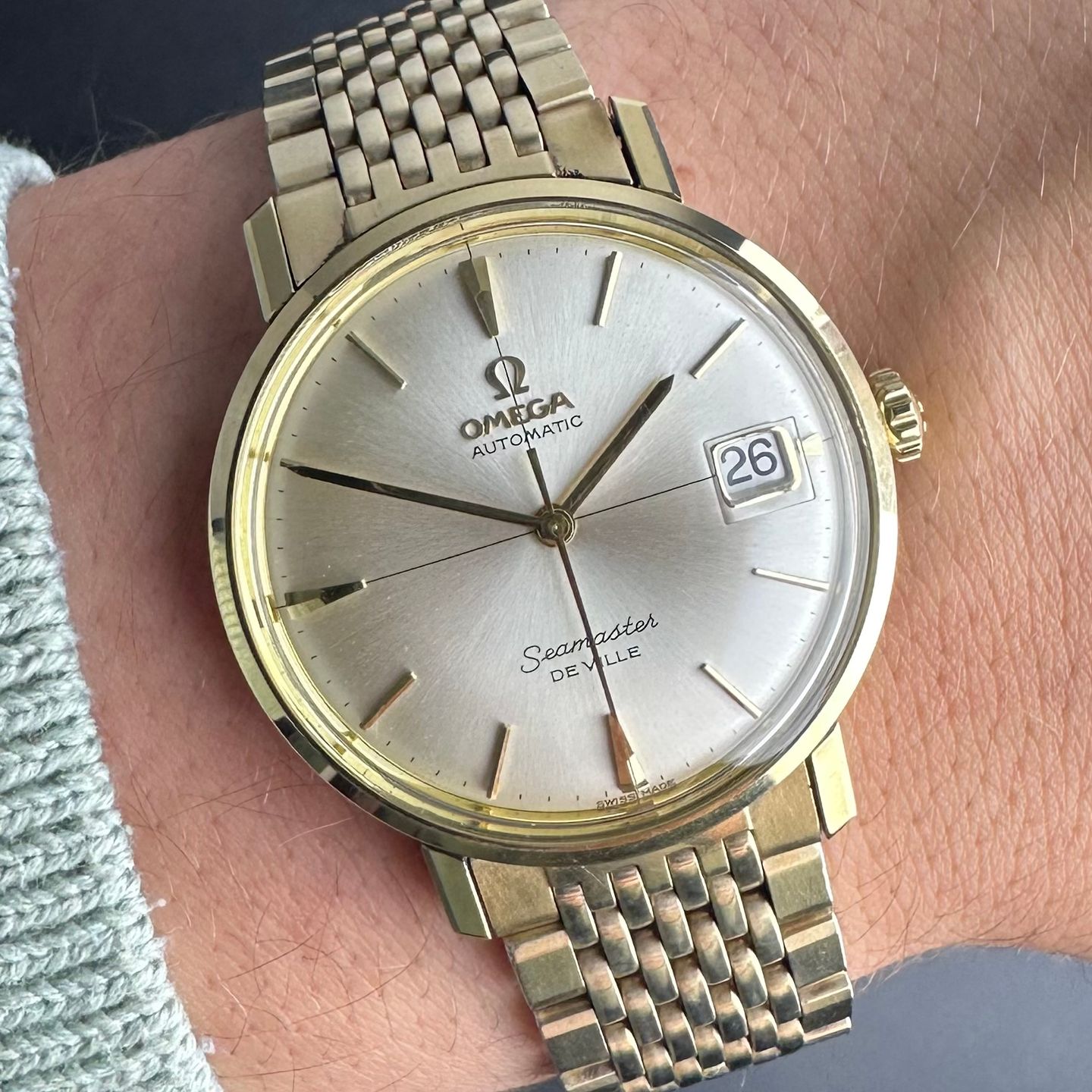 Omega Seamaster 166.020 (1963) - White dial 34 mm Gold/Steel case (2/8)