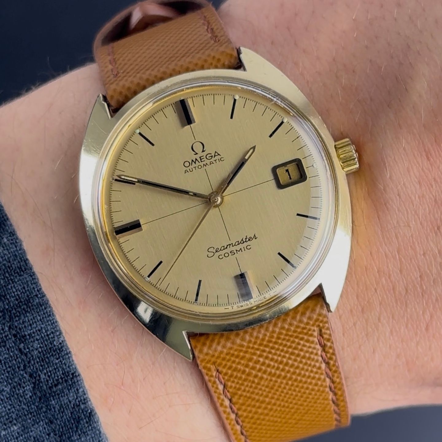 Omega Seamaster Cosmic 166.026 (1970) - Gold dial 36 mm Gold/Steel case (2/8)