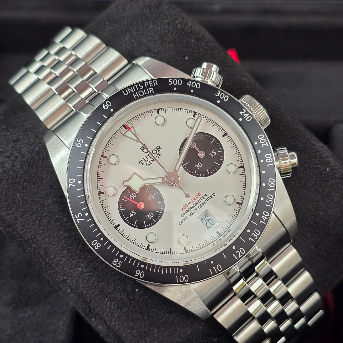 Tudor Black Bay Chrono 79360N (2026) - Black dial 41 mm Steel case (3/8)