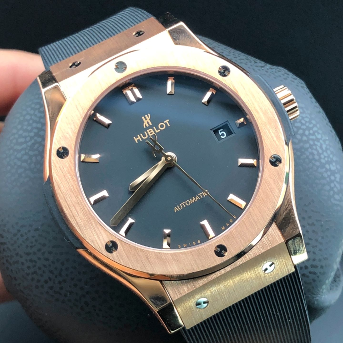 Hublot Classic Fusion 542.OX.1181.RX (2023) - Zwart wijzerplaat 42mm Roségoud (4/6)